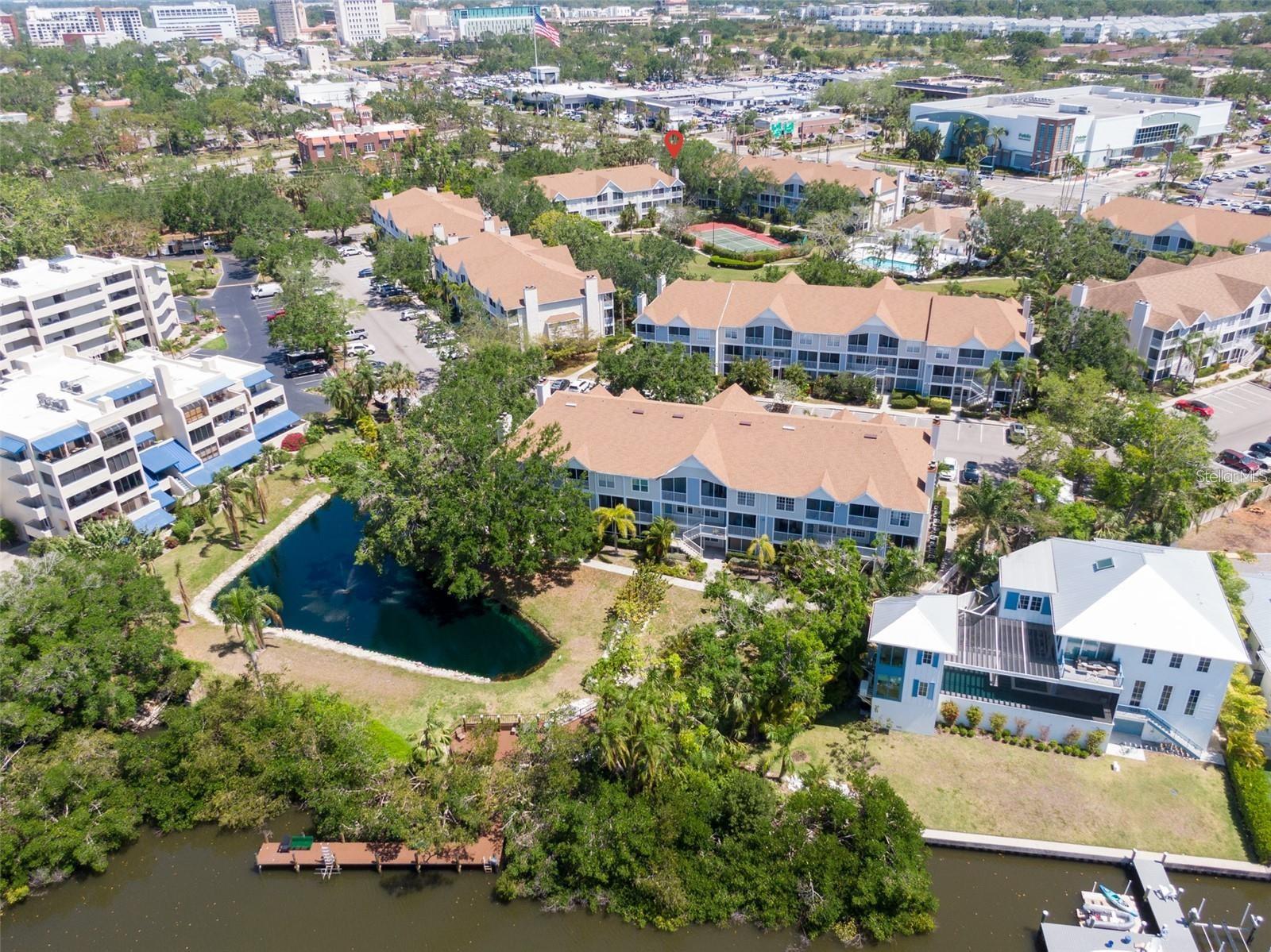 Image 31 of 38 For 850 Tamiami Trail 836