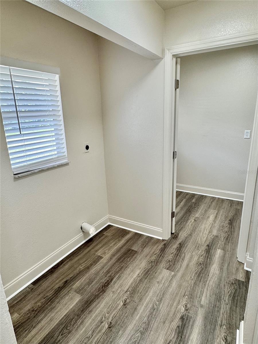 Image 14 of 42 For 6707 Carovel Avenue