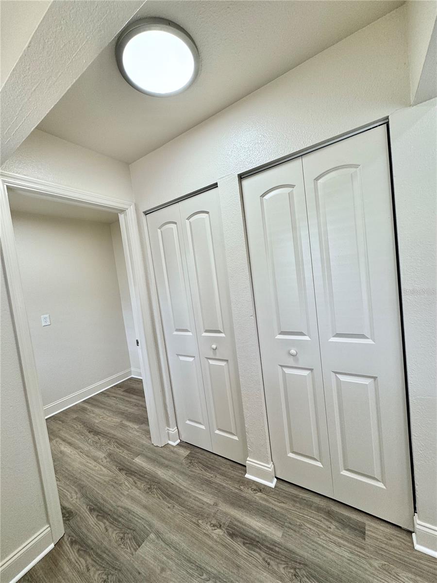 Image 17 of 42 For 6707 Carovel Avenue