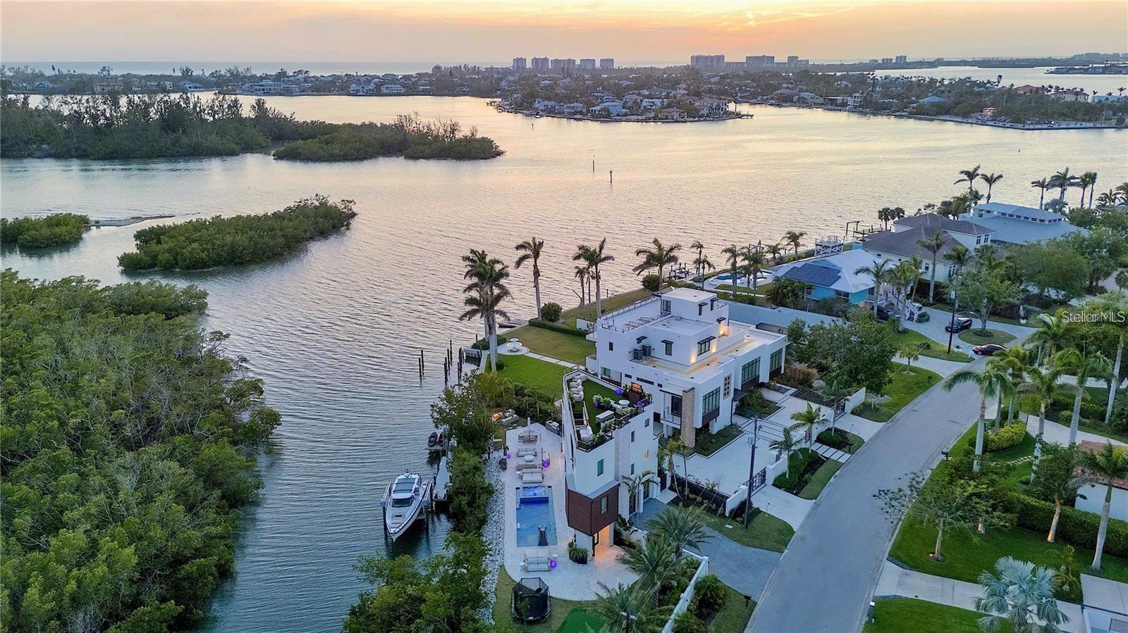 Image 3 of 58 For 1406 Tangier Way