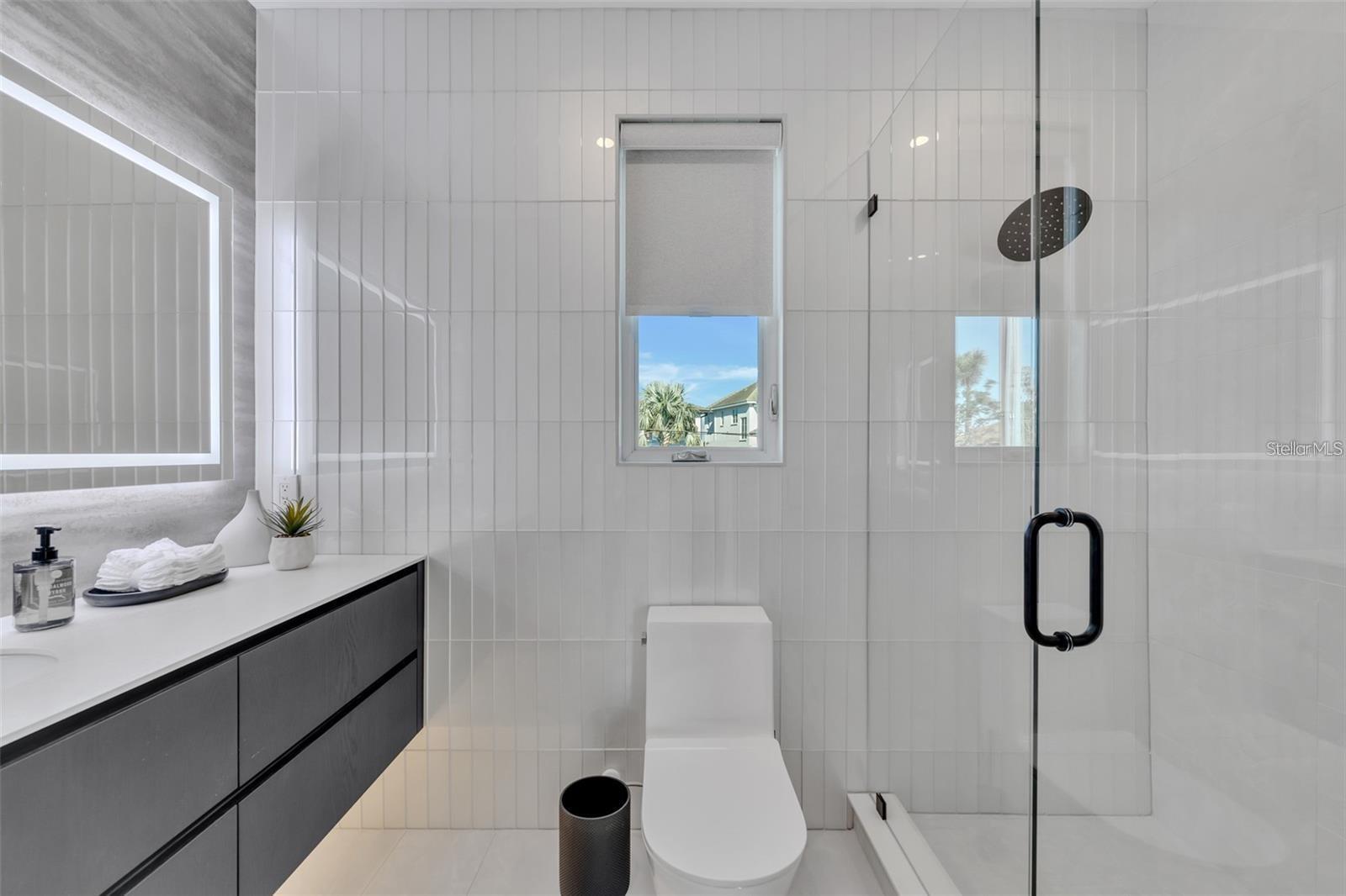 Image 38 of 58 For 1406 Tangier Way