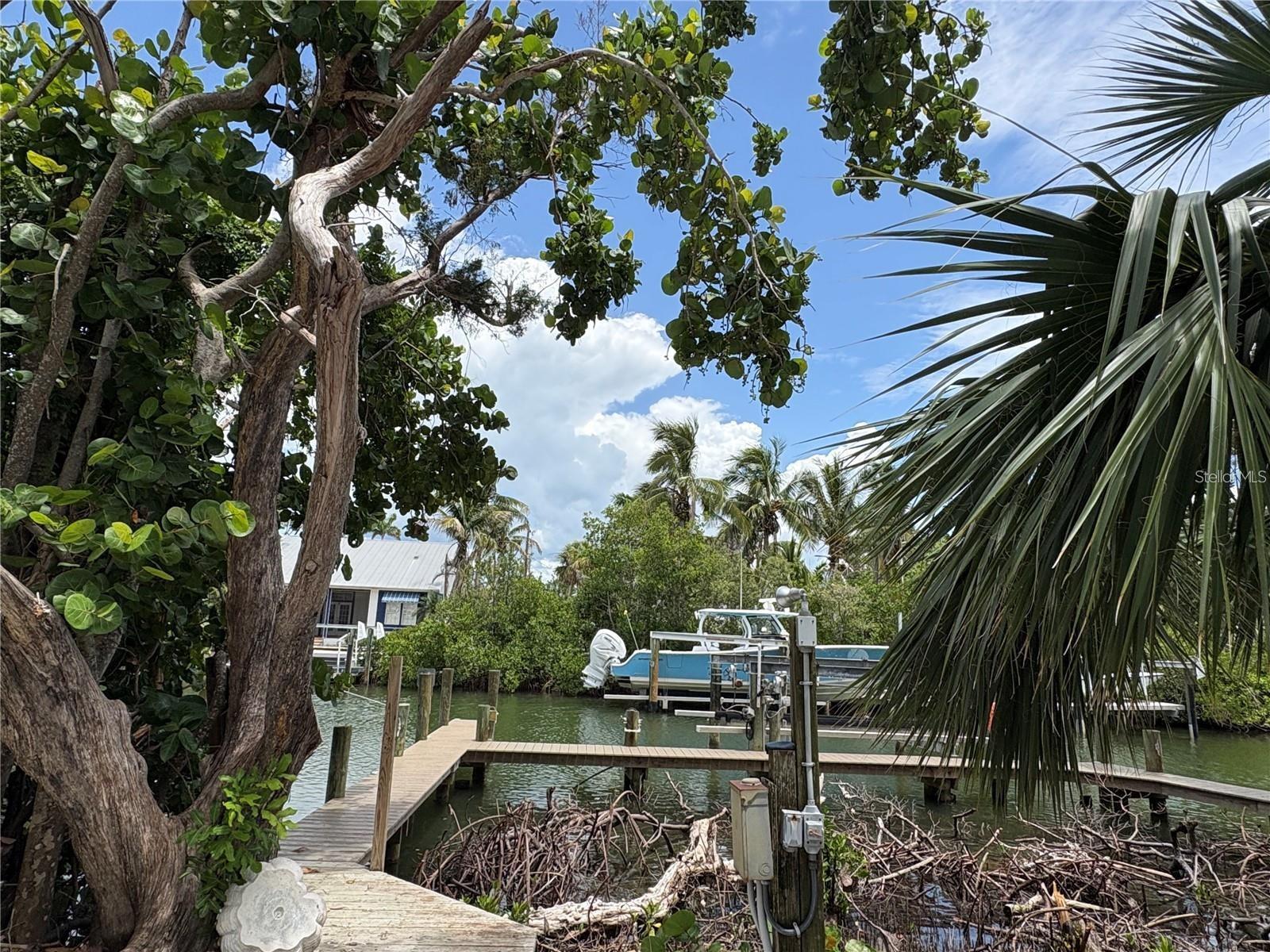 Image 17 of 23 For 3441 Gulfmead Drive