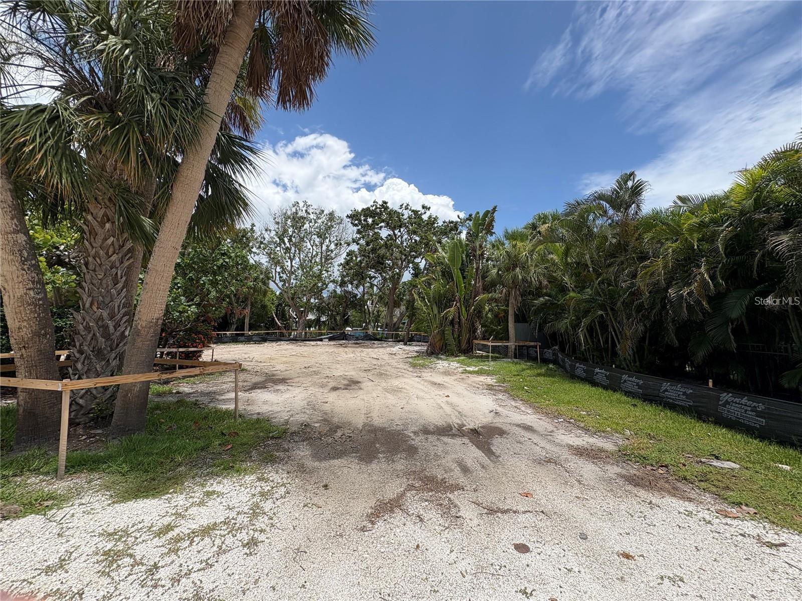 Image 22 of 23 For 3441 Gulfmead Drive