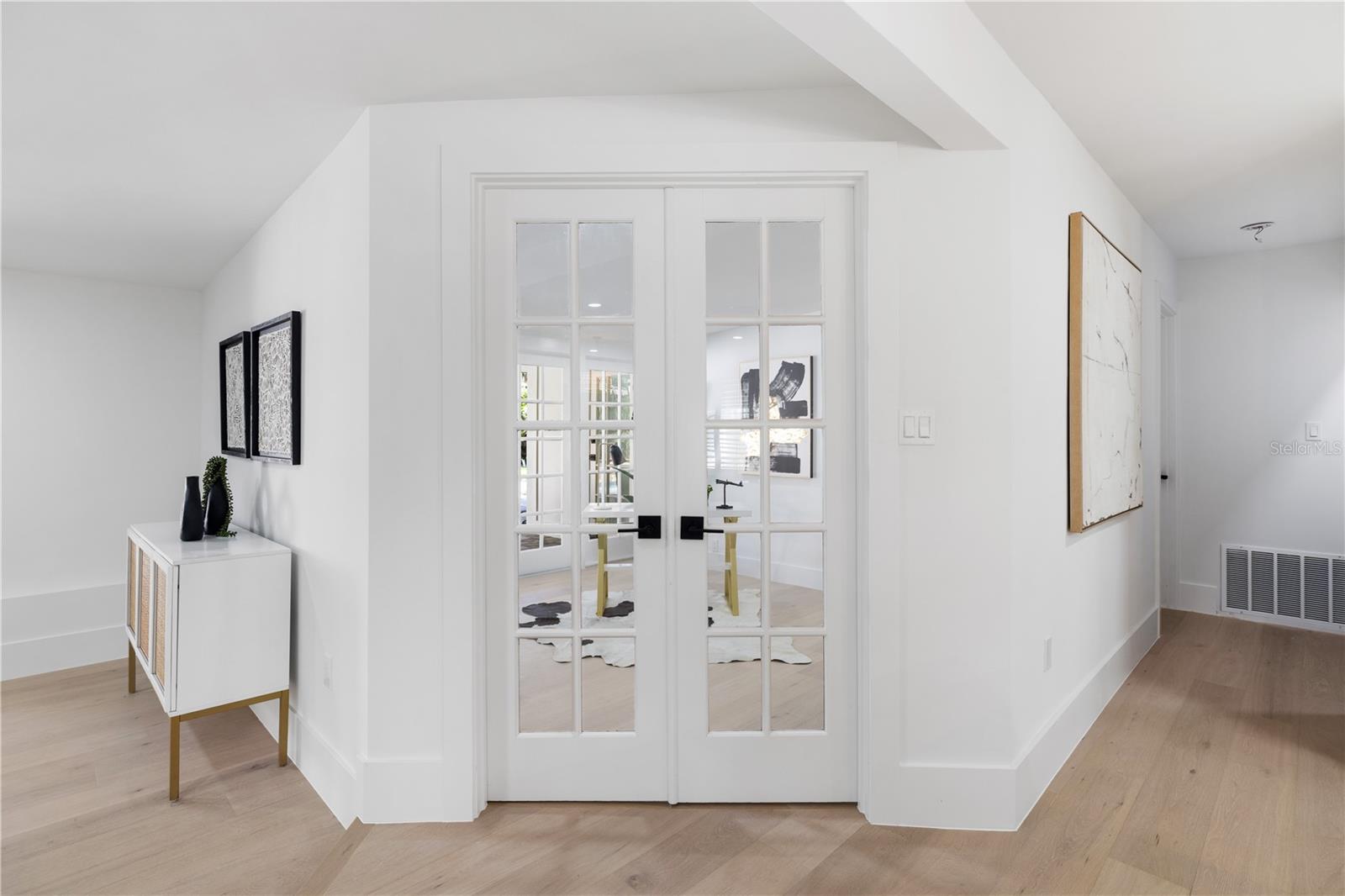 Image 35 of 72 For 3851 Tangier Terrace