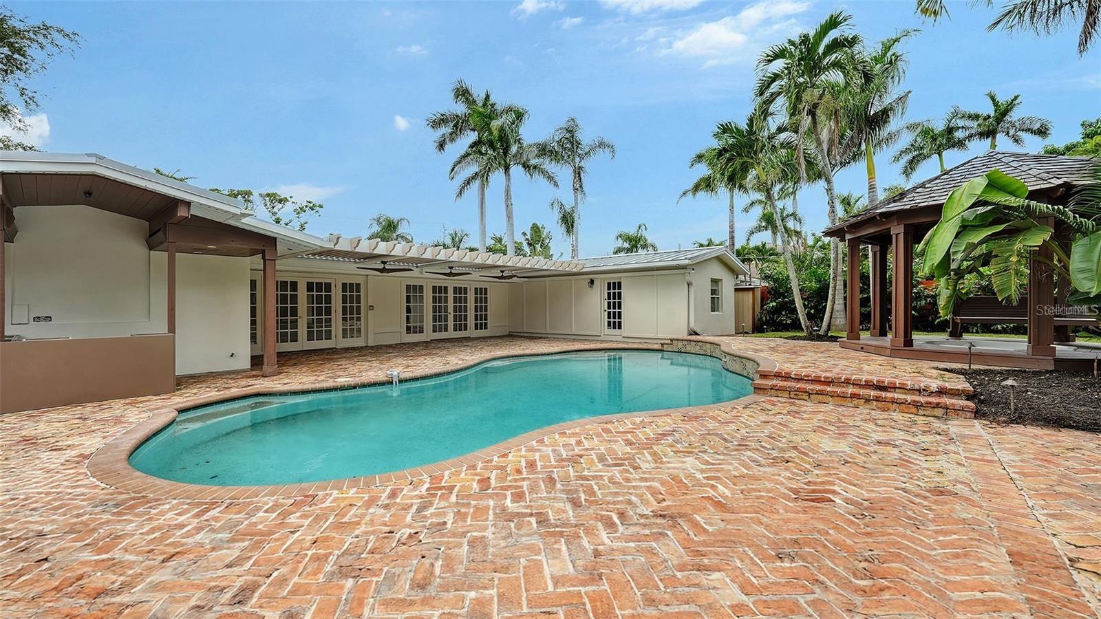 Image 5 of 72 For 3851 Tangier Terrace