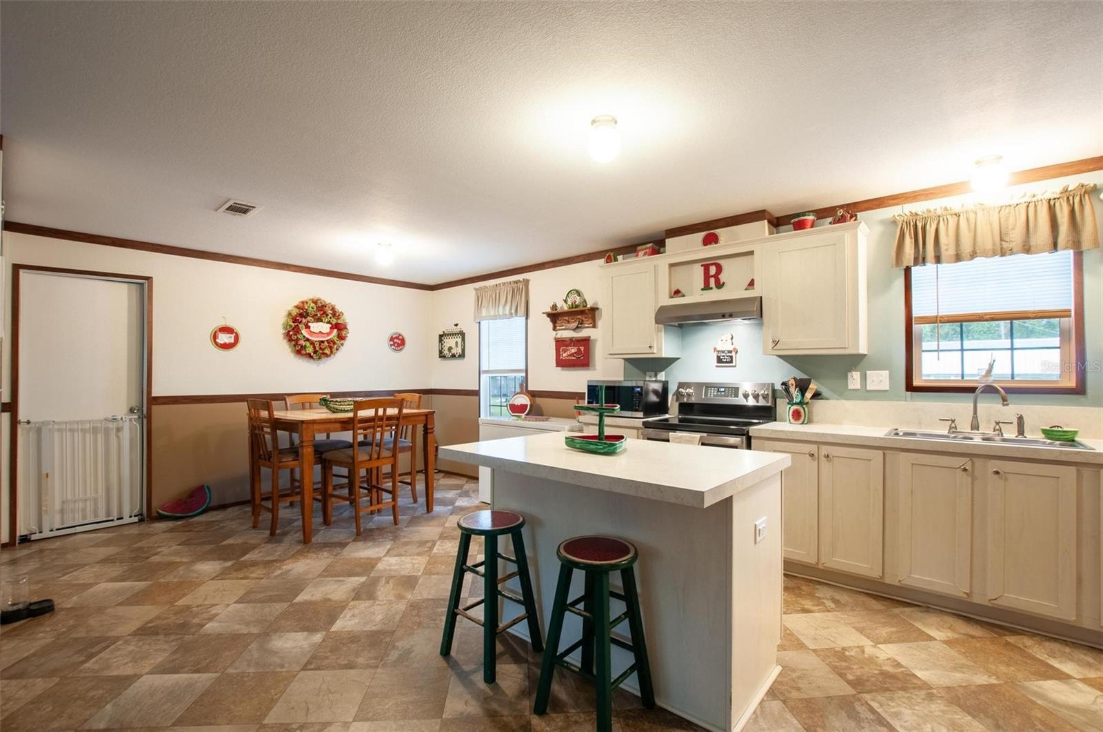 Image 21 of 31 For 4298 Highway 72