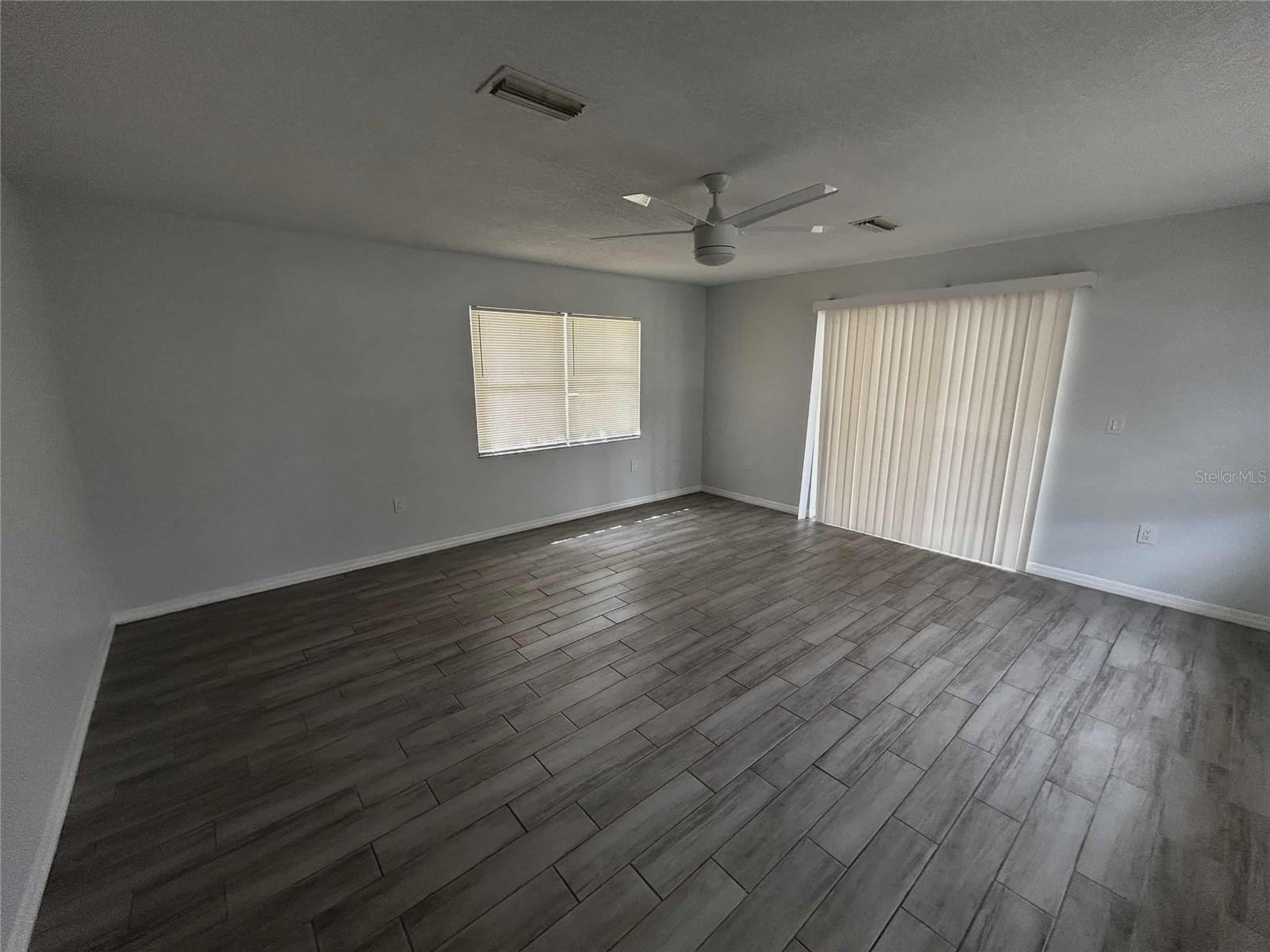 Image 3 of 9 For 4912 23rd Street W A