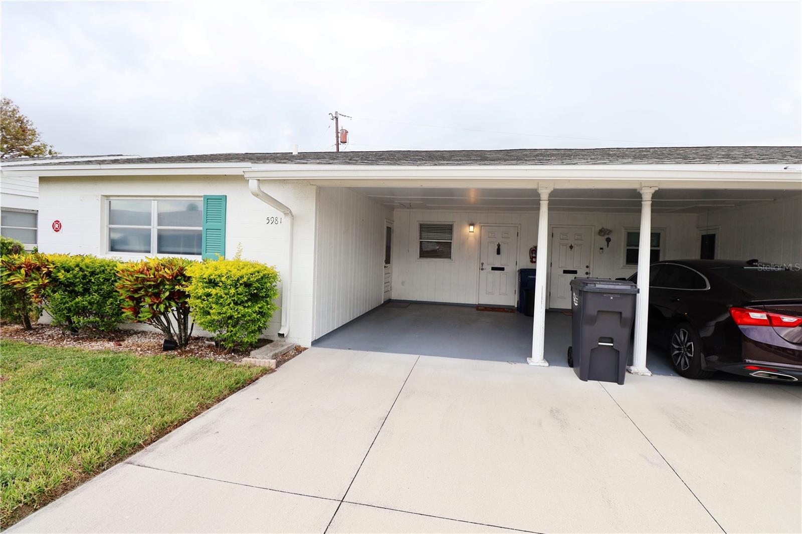 Details for 5981 Hibiscus Drive, BRADENTON, FL 34207