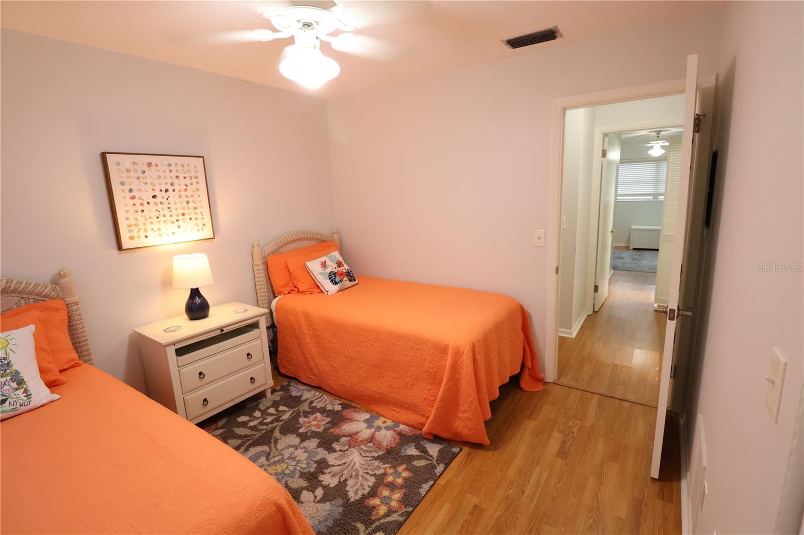 Image 14 of 30 For 5981 Hibiscus Drive