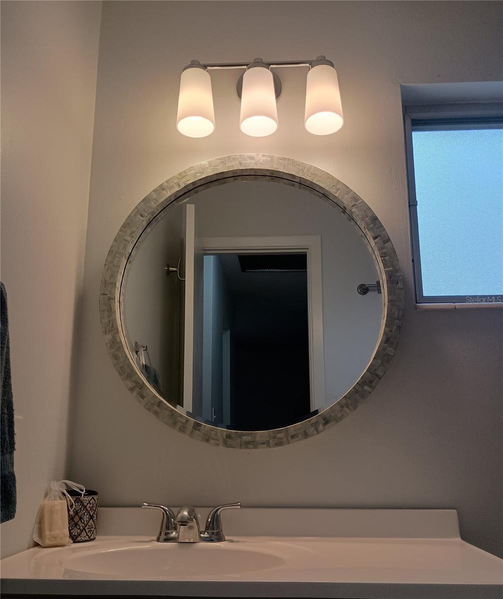 Image 17 of 30 For 5981 Hibiscus Drive