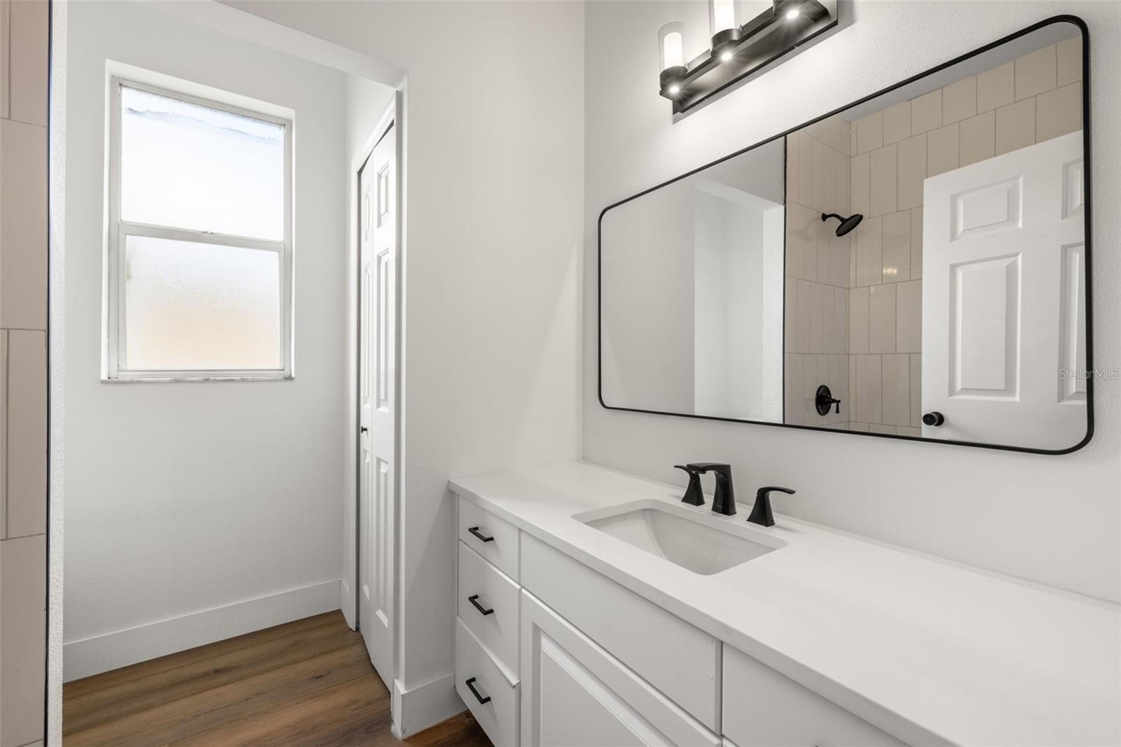 Image 27 of 38 For 3108 River Woods Drive