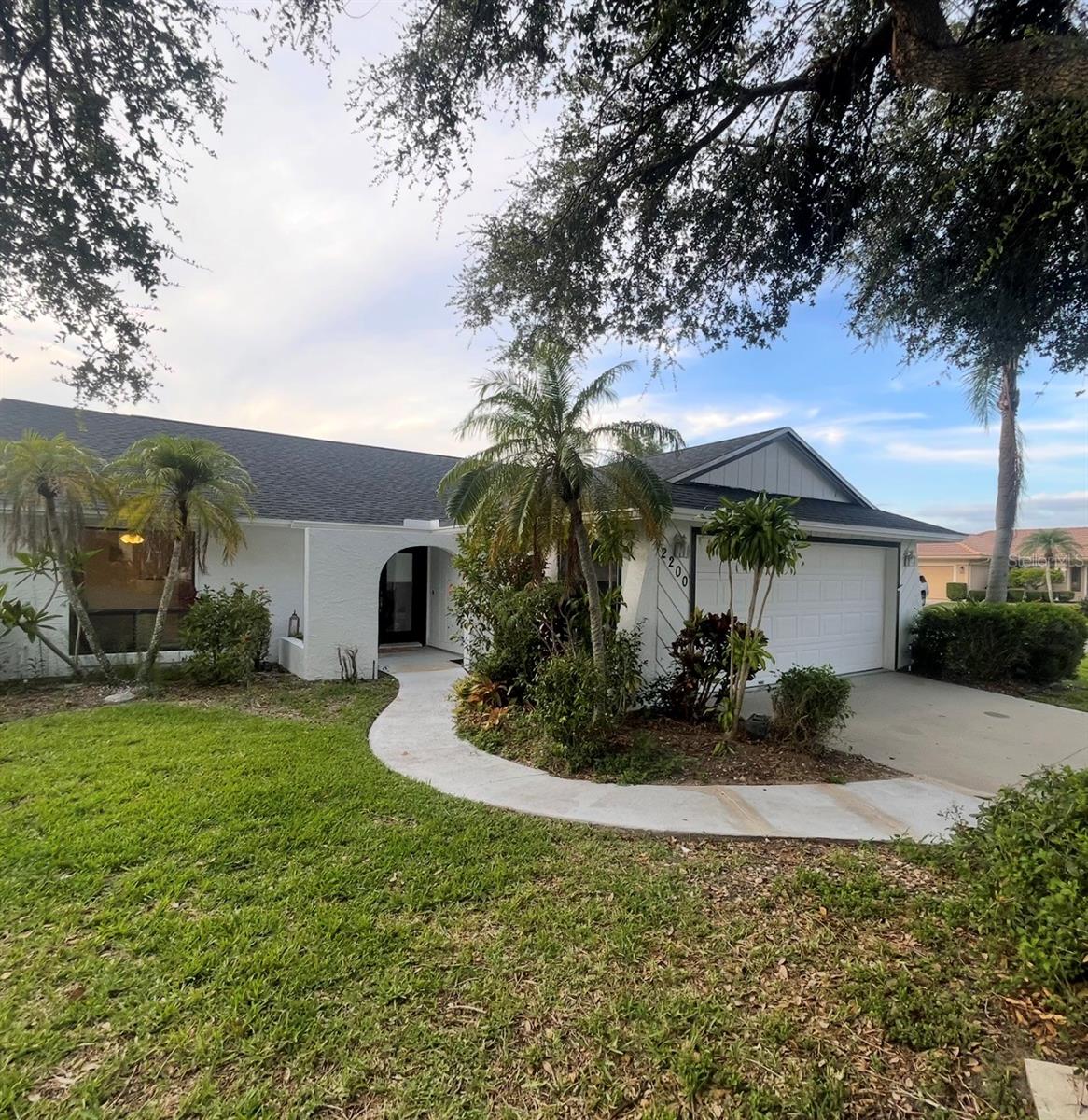 Details for 2200 Village Court, VENICE, FL 34293