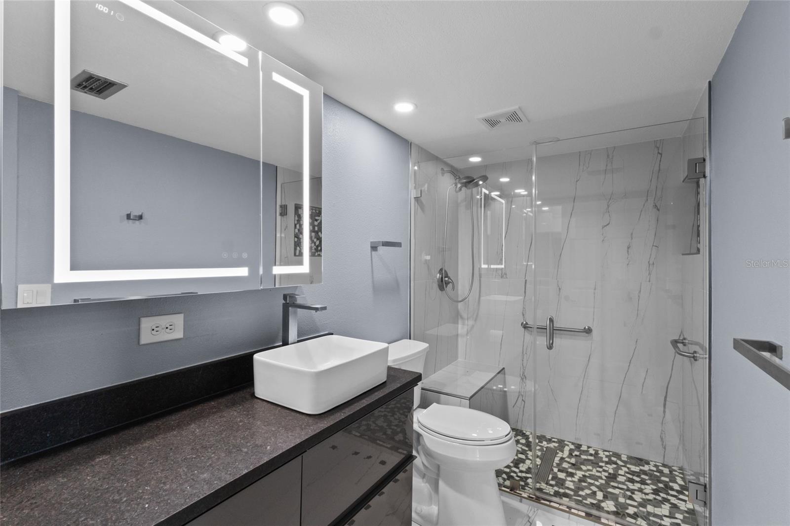 Image 18 of 38 For 1627 Boathouse Circle 127