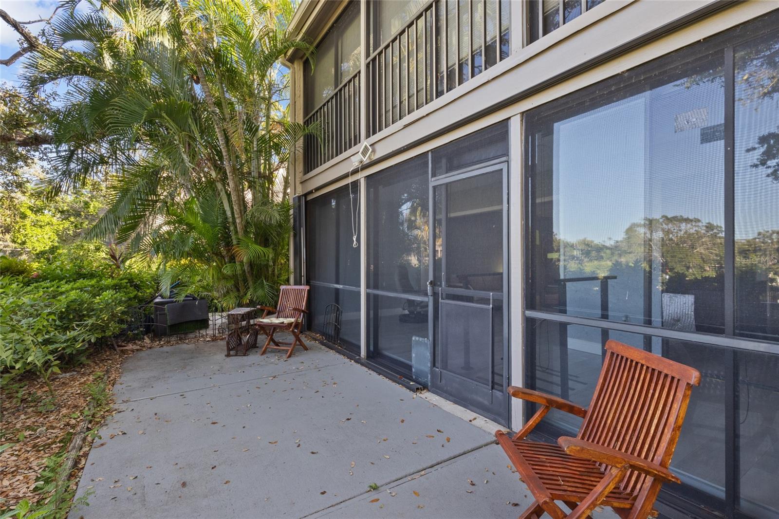 Image 24 of 38 For 1627 Boathouse Circle 127