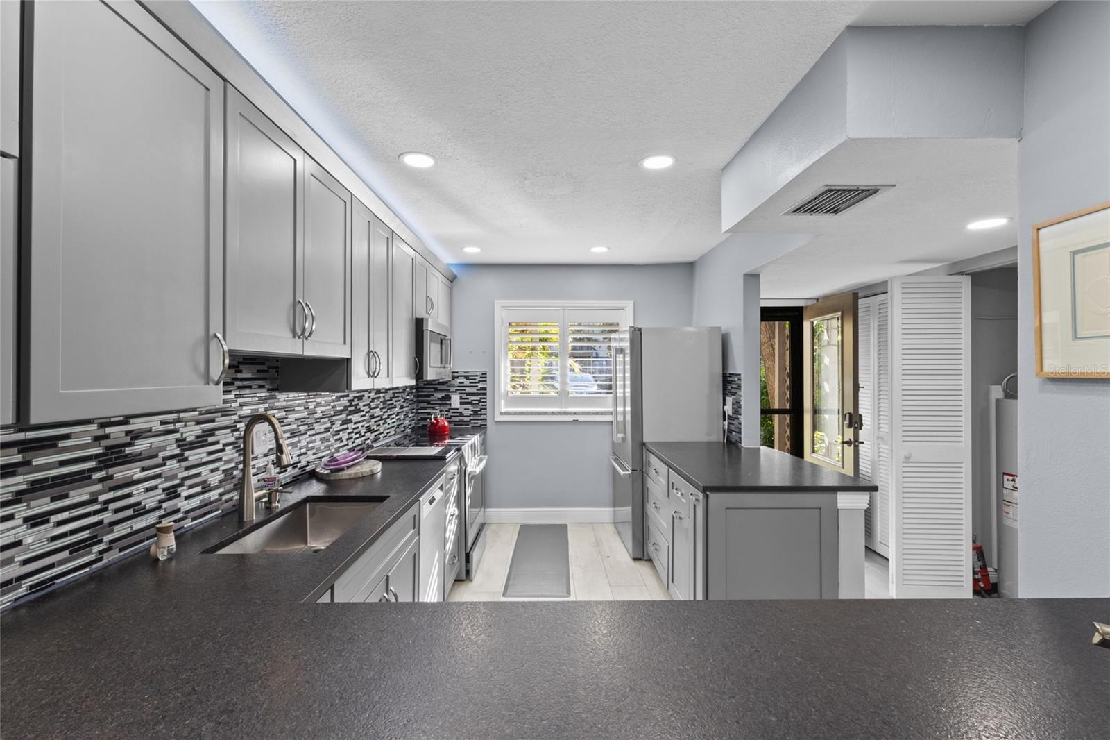 Image 5 of 38 For 1627 Boathouse Circle 127