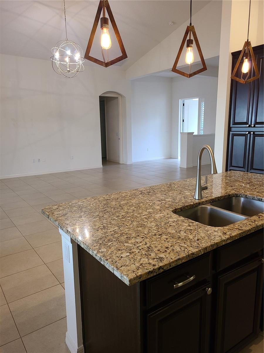 Image 13 of 26 For 629 Rosemary Circle