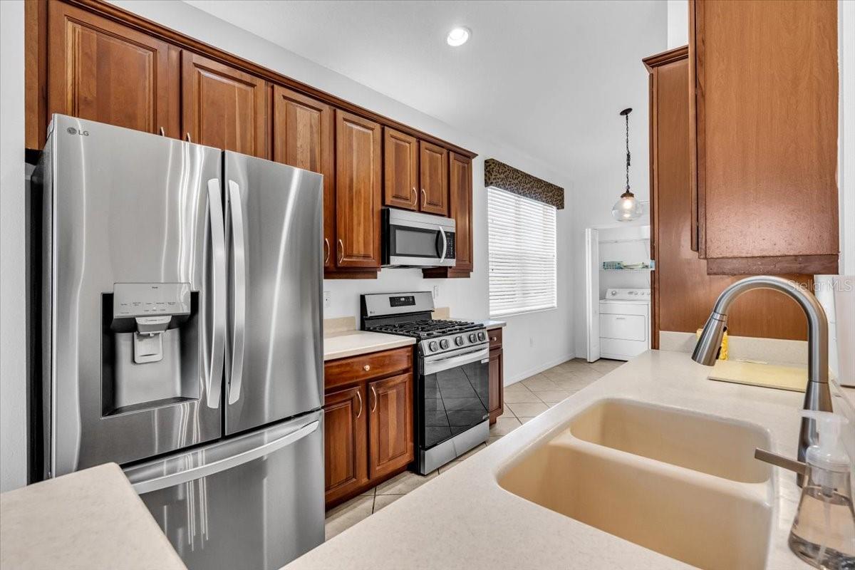 Image 10 of 27 For 6393 Rookery Circle