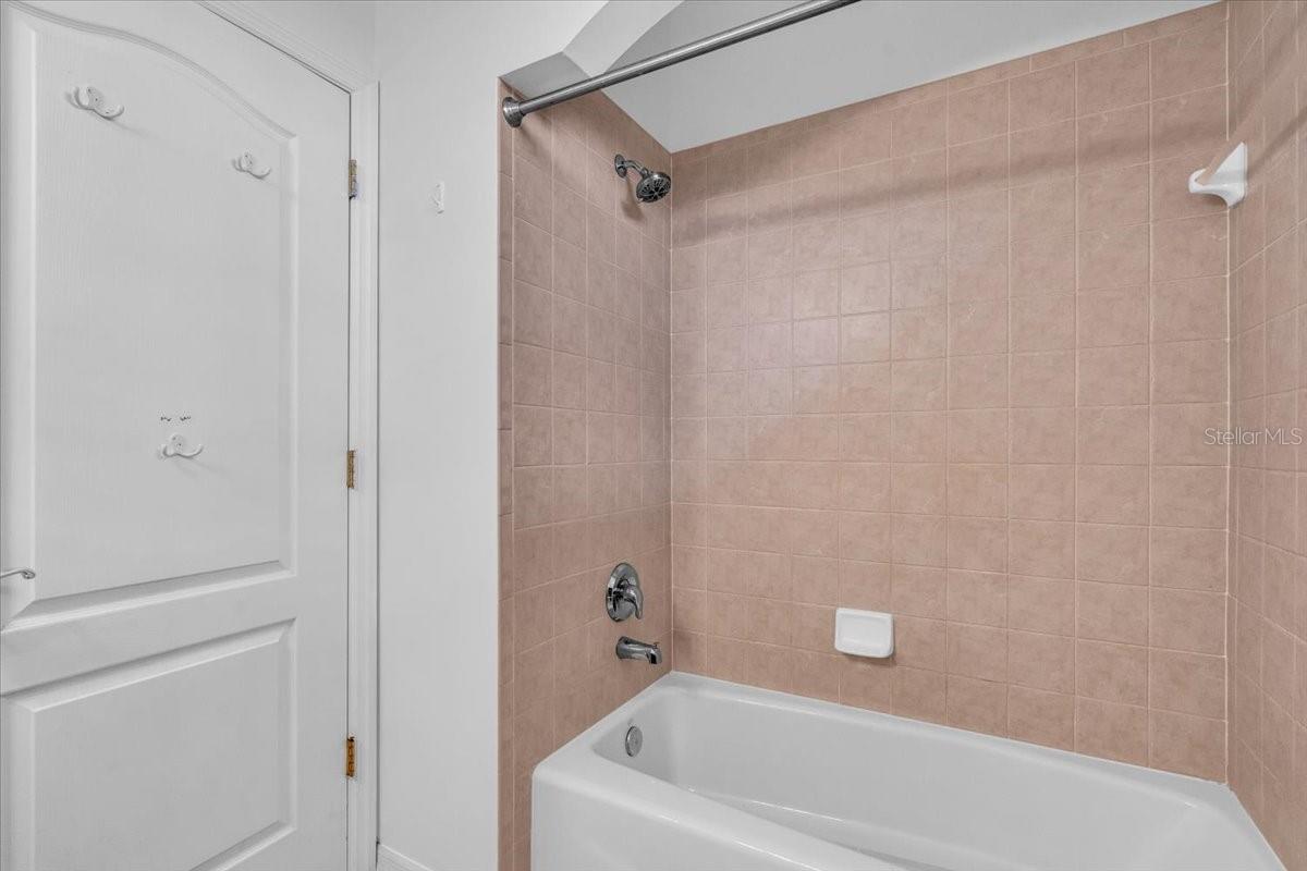Image 15 of 27 For 6393 Rookery Circle