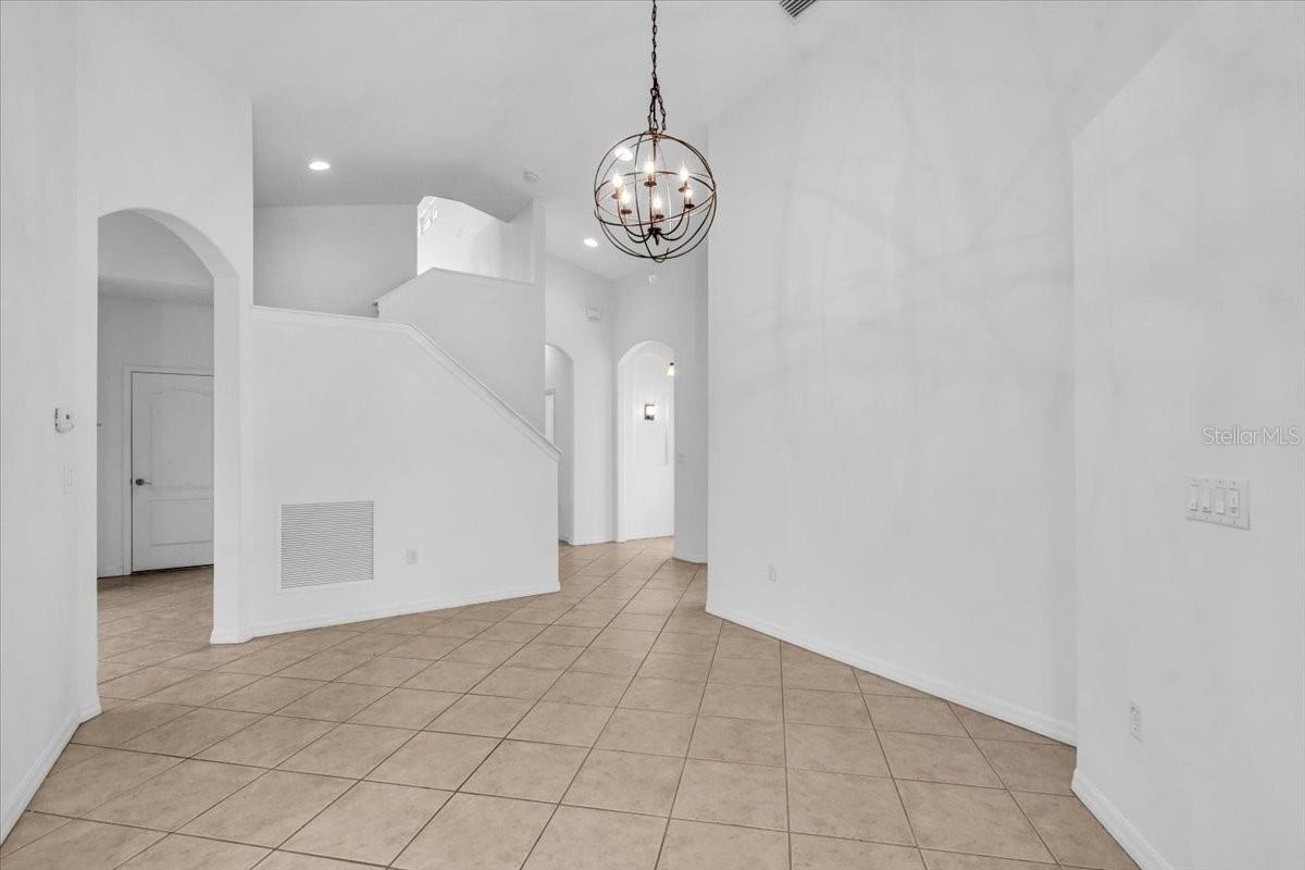Image 6 of 27 For 6393 Rookery Circle