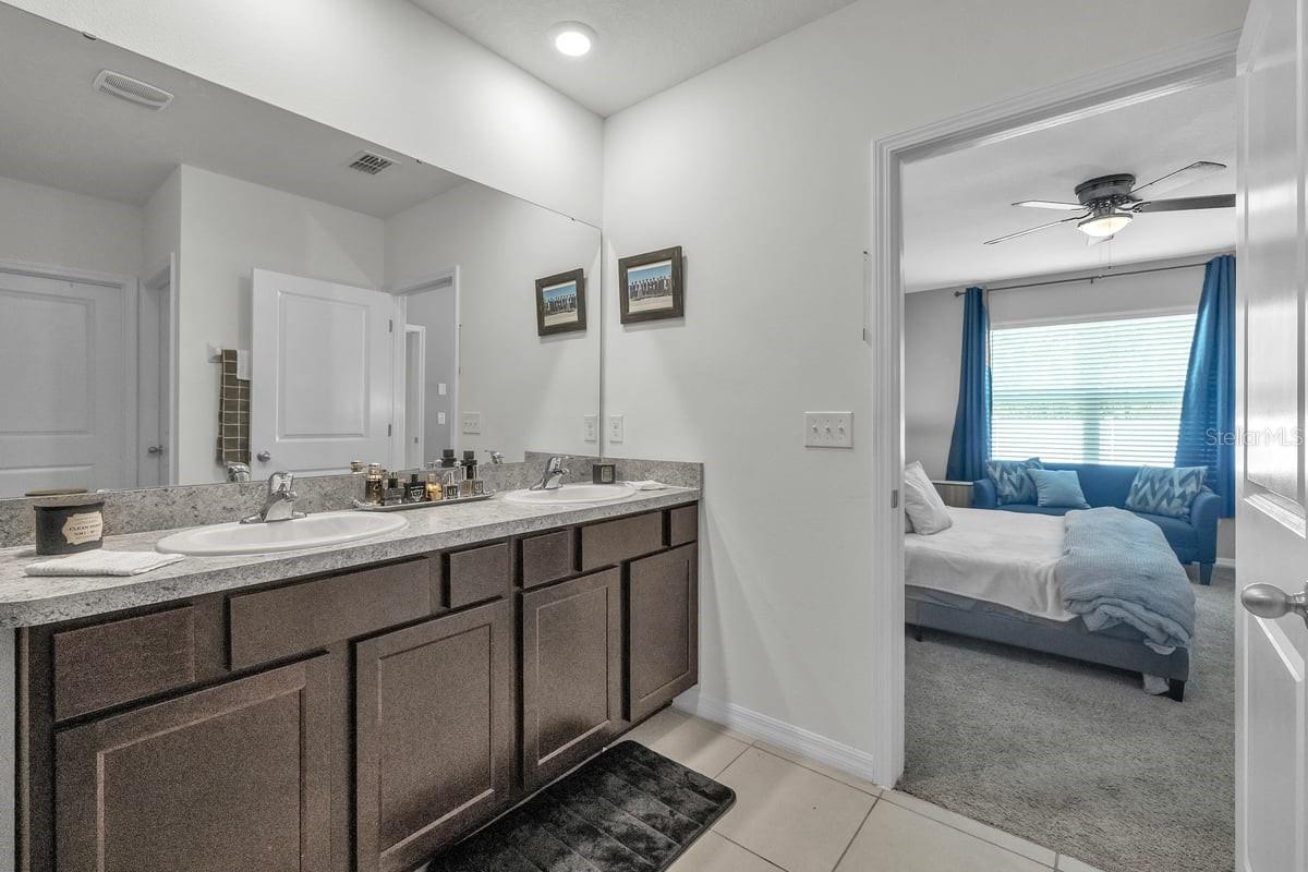 Image 30 of 67 For 2423 Mizner Bay Avenue