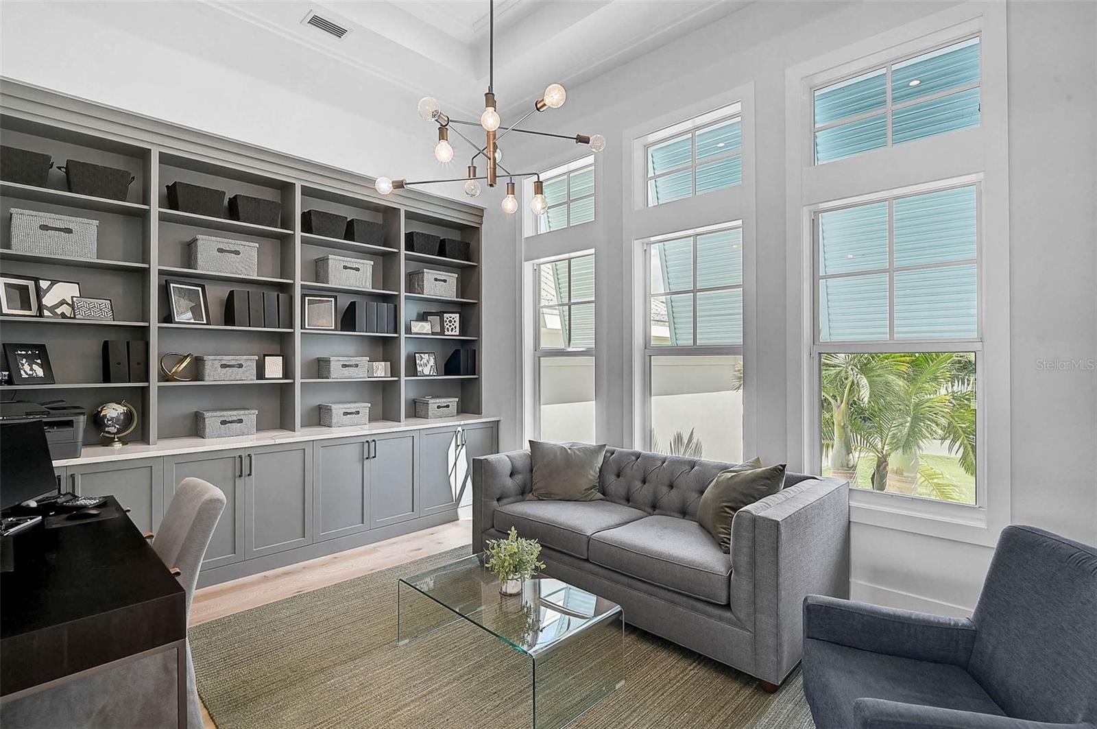 Image 15 of 67 For 5058 Windward Avenue