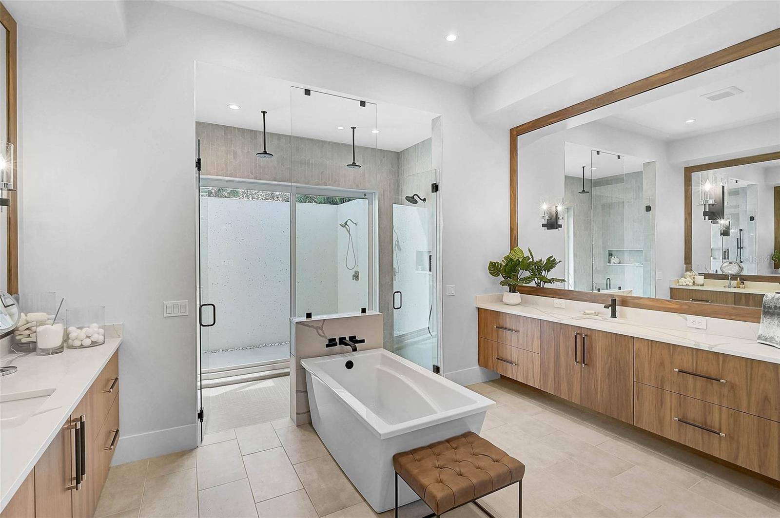 Image 21 of 67 For 5058 Windward Avenue