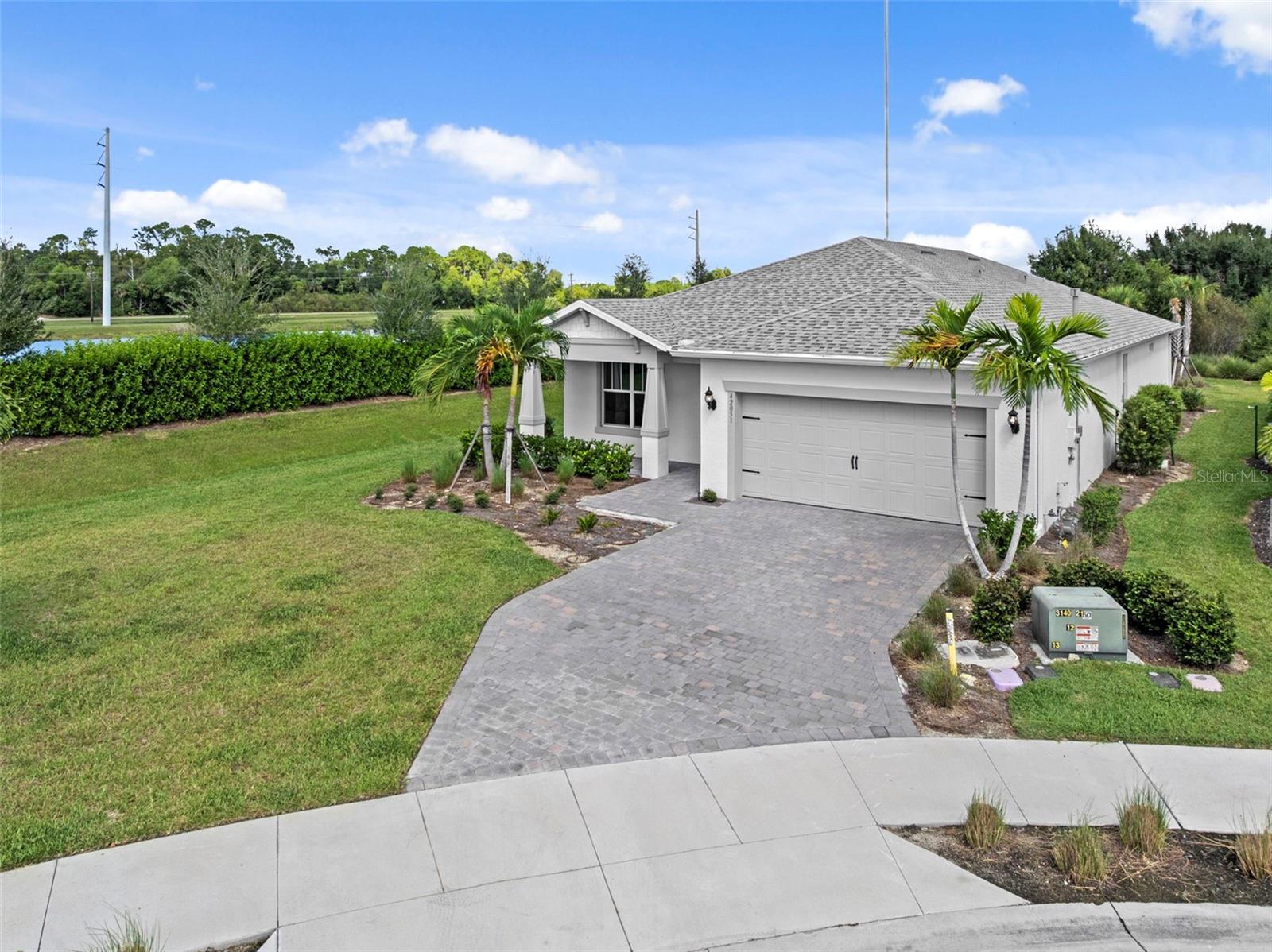 Image 3 of 45 For 42051 Edgewater Drive