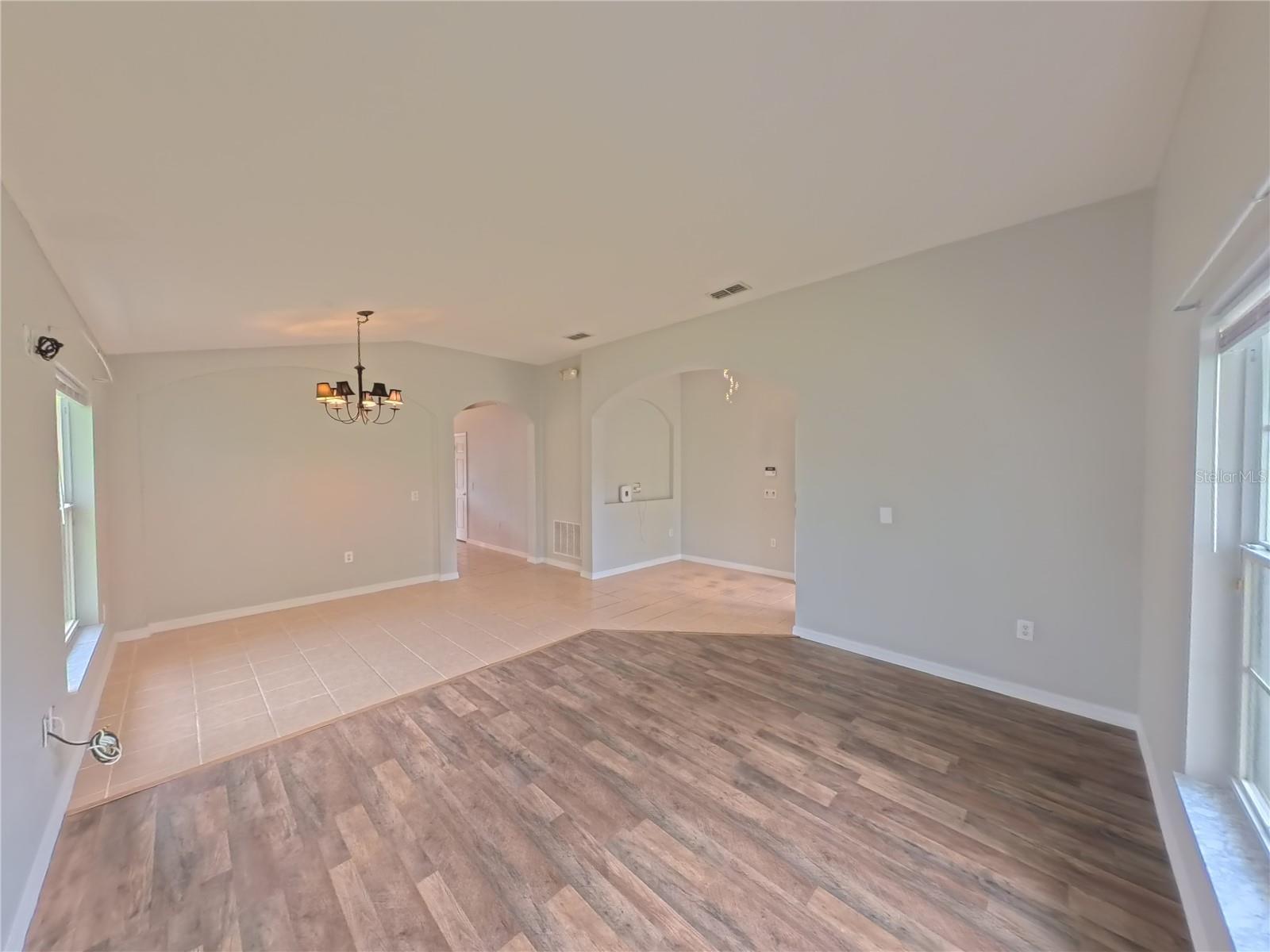 Image 10 of 39 For 359 Lancaster Drive