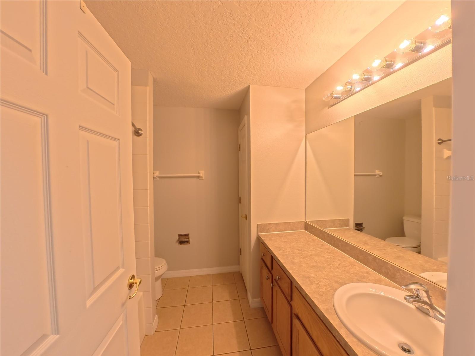 Image 25 of 39 For 359 Lancaster Drive