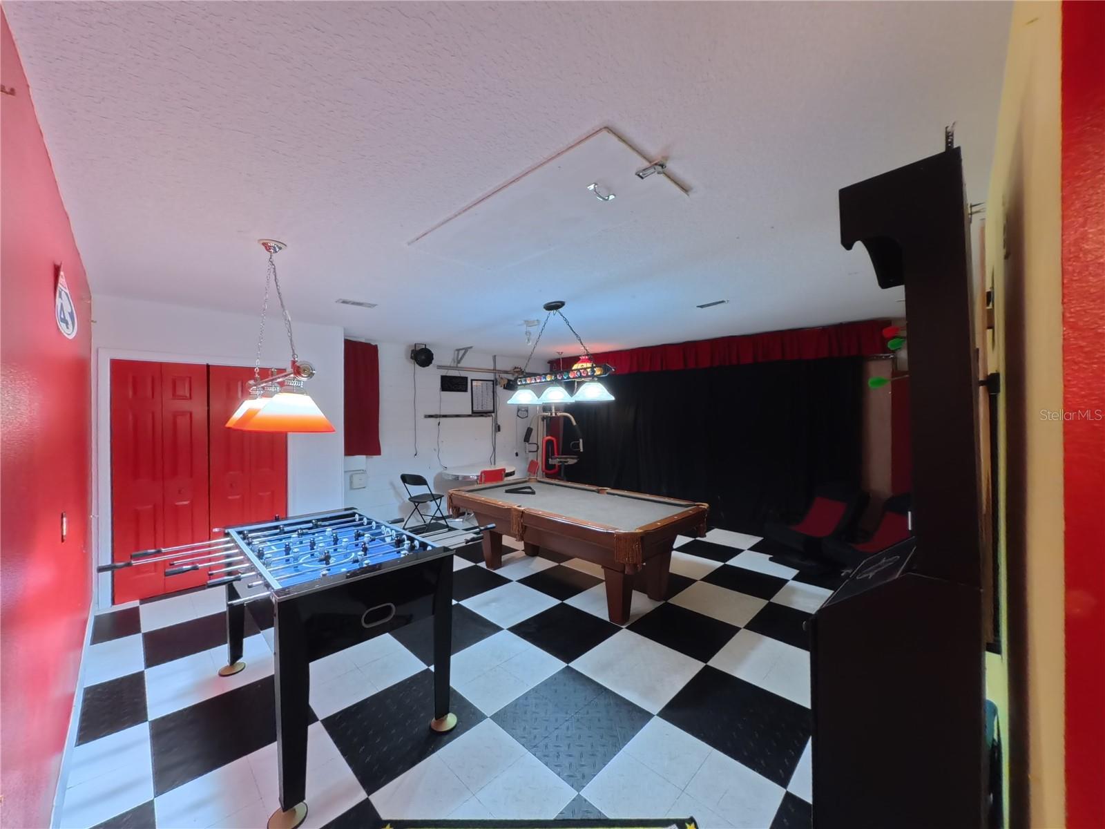 Image 27 of 39 For 359 Lancaster Drive