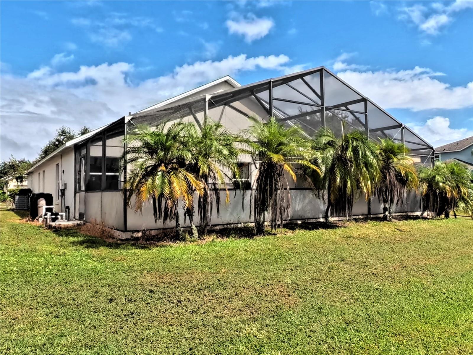 Image 6 of 39 For 359 Lancaster Drive