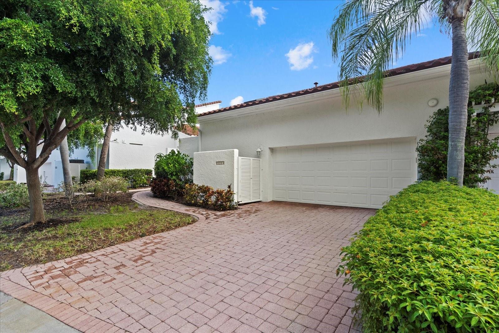 Details for 2254 Harbour Court Drive, LONGBOAT KEY, FL 34228