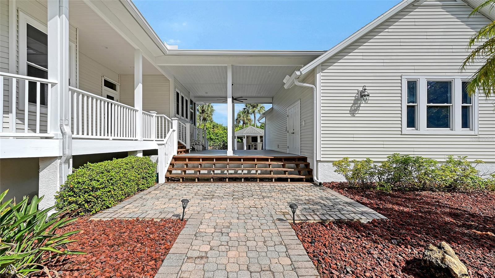 Image 12 of 94 For 9144 Spring Valley Road