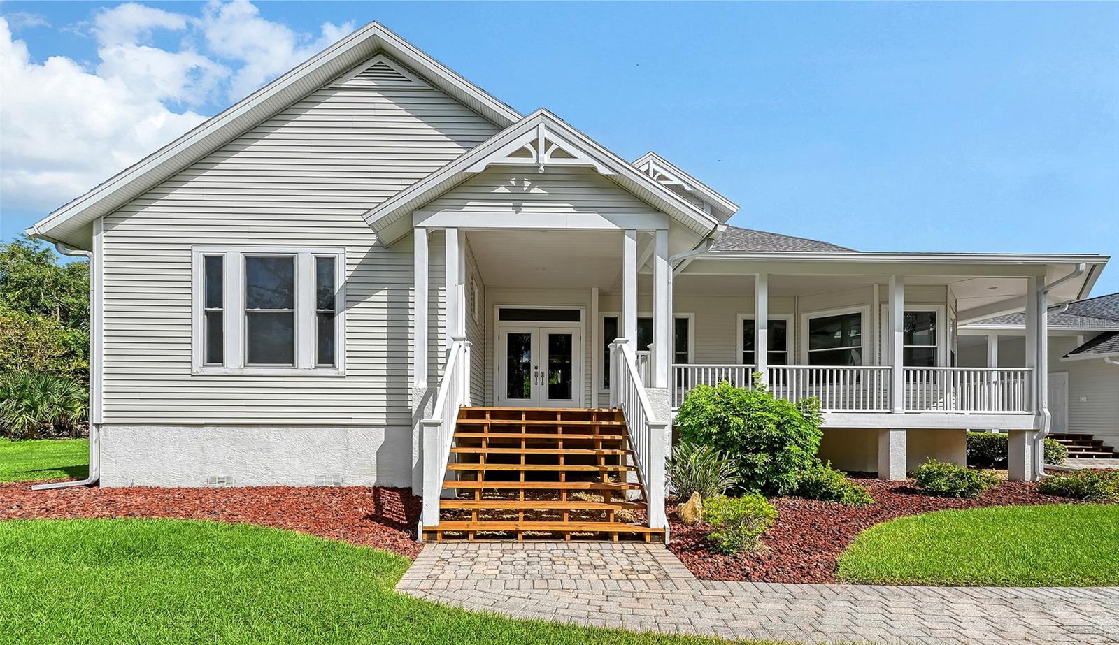 Image 14 of 94 For 9144 Spring Valley Road