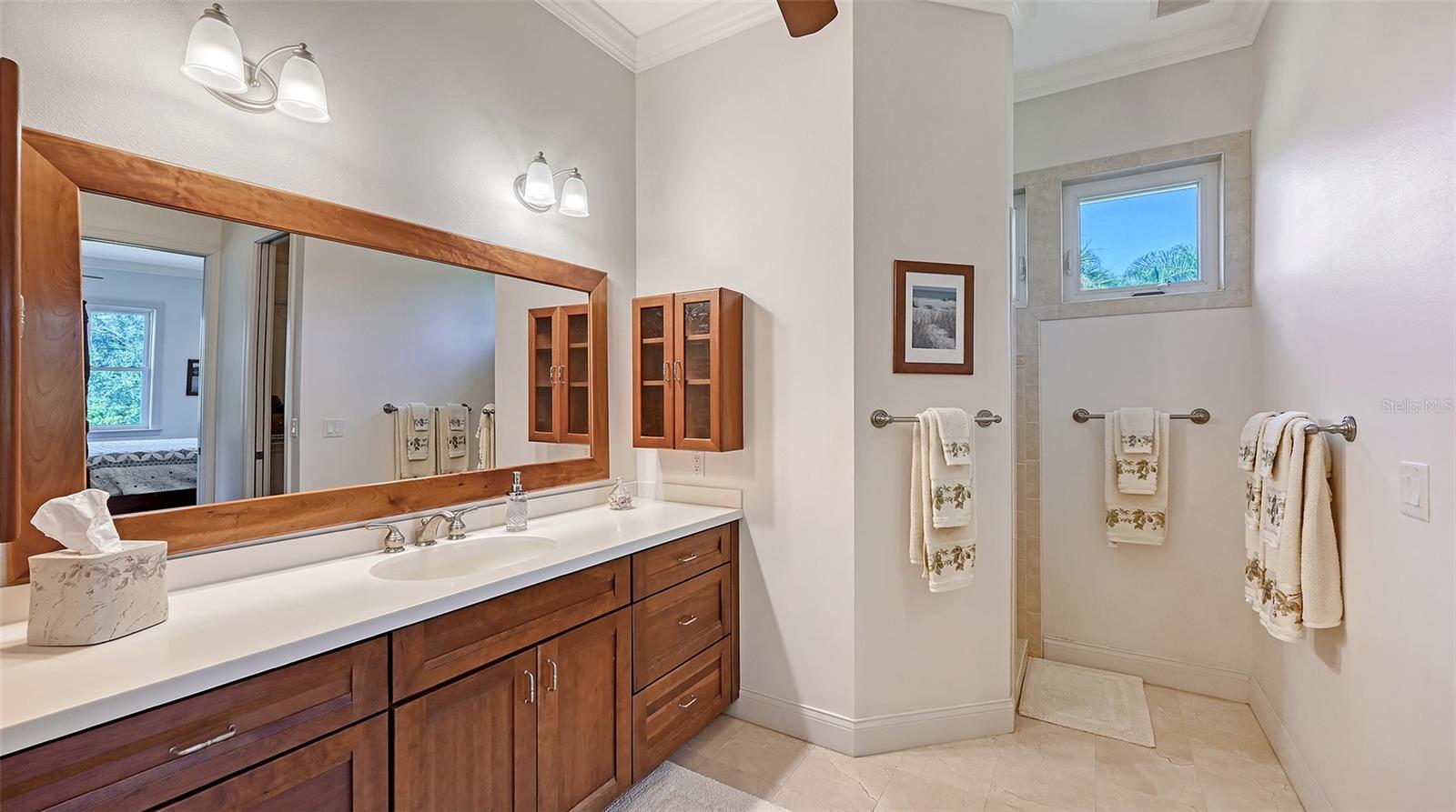 Image 40 of 94 For 9144 Spring Valley Road