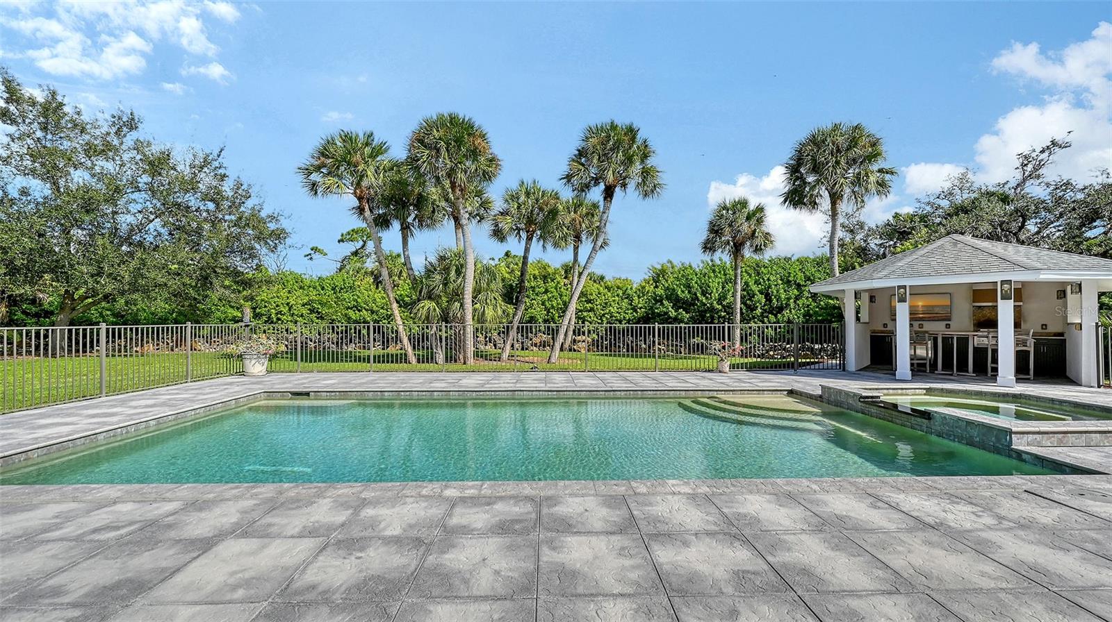 Image 47 of 94 For 9144 Spring Valley Road