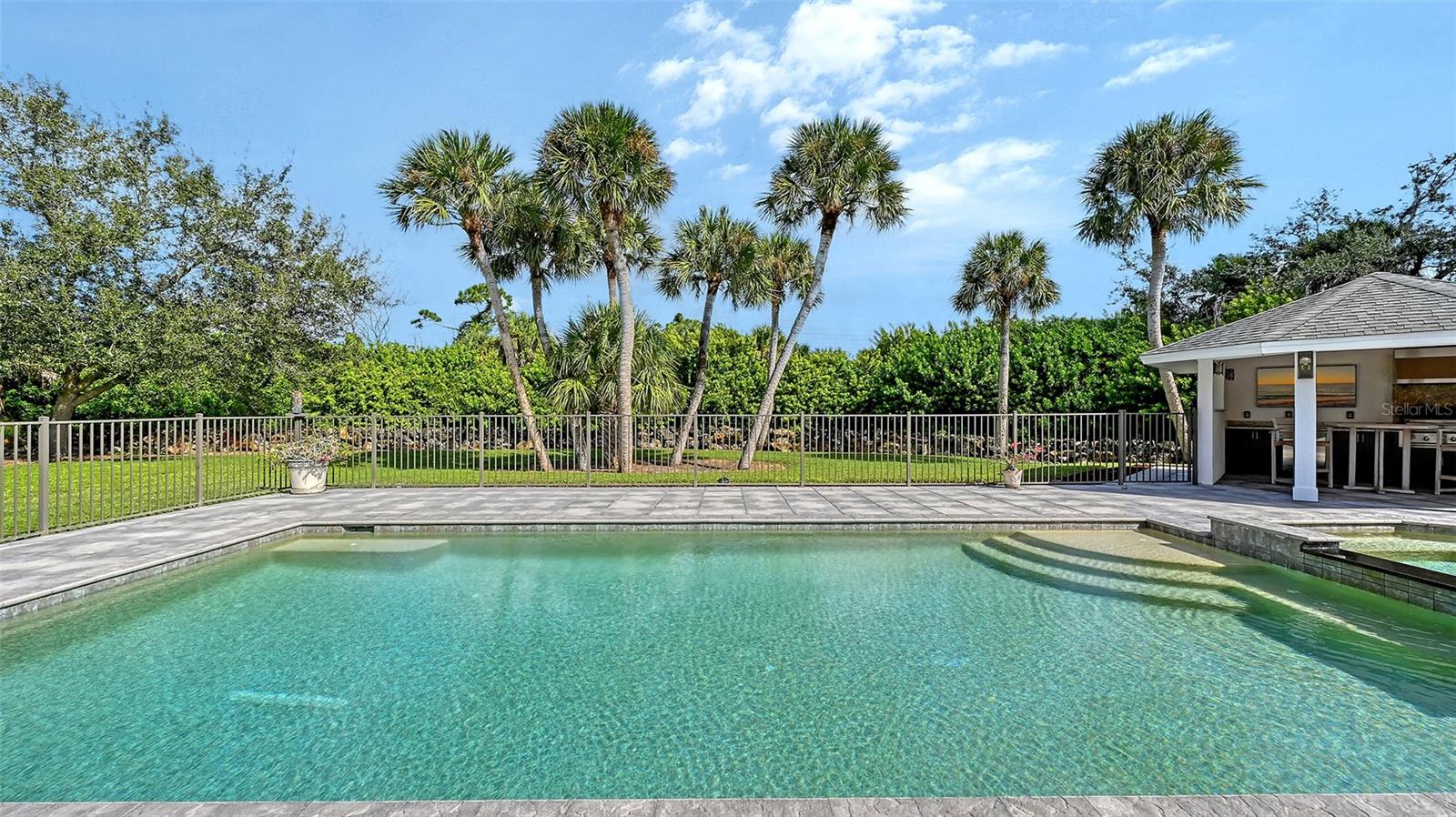 Image 51 of 94 For 9144 Spring Valley Road