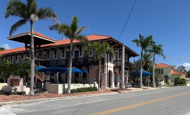 Image 68 of 94 For 9144 Spring Valley Road