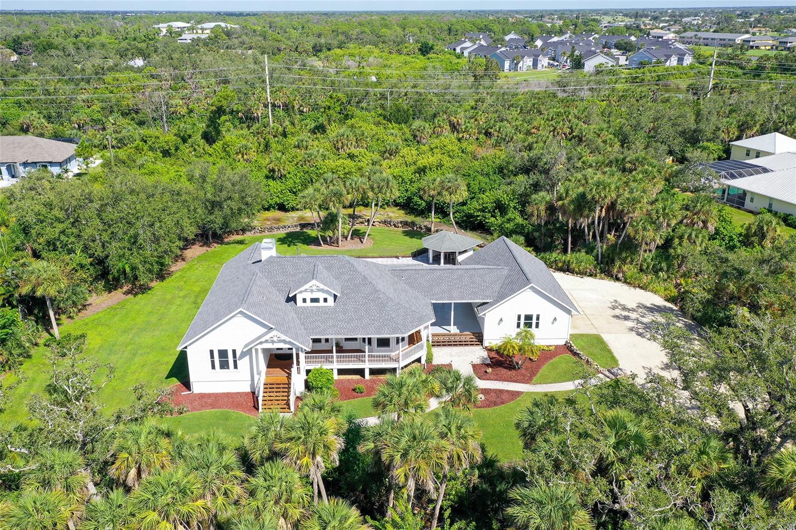 Image 7 of 94 For 9144 Spring Valley Road