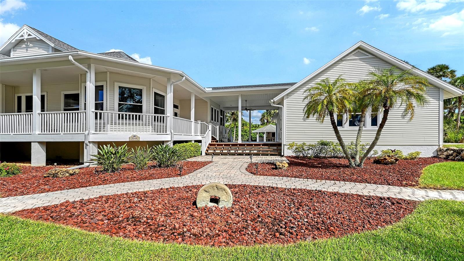 Image 8 of 94 For 9144 Spring Valley Road