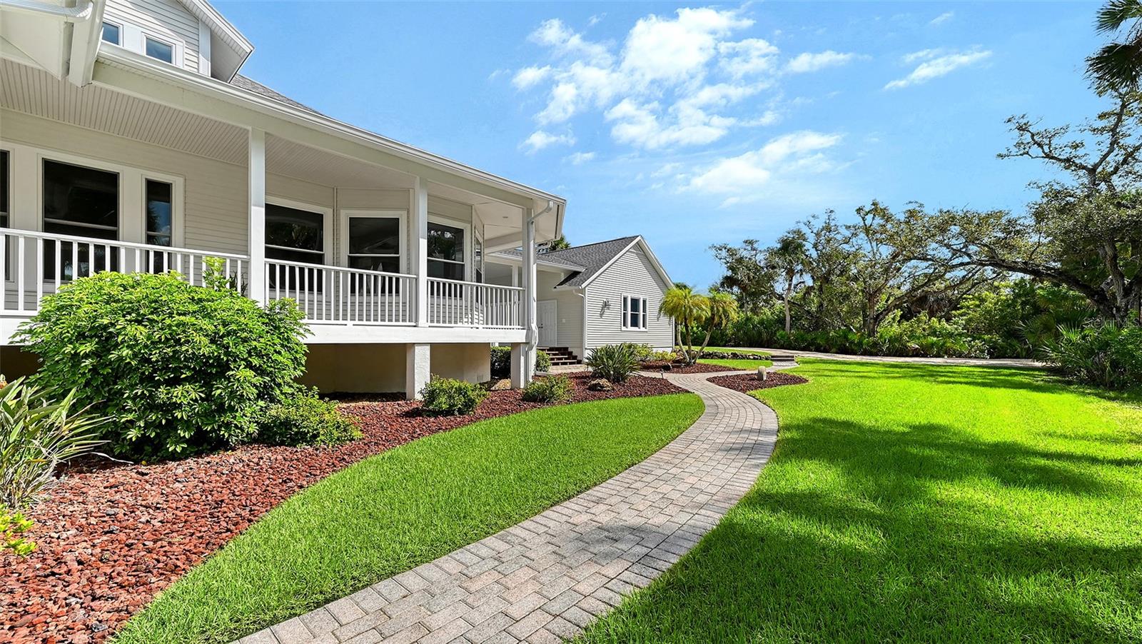 Image 9 of 94 For 9144 Spring Valley Road