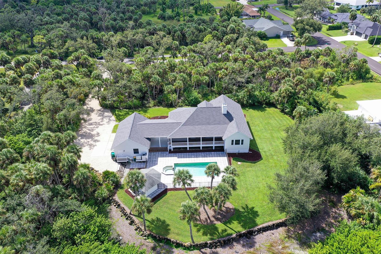 Image 92 of 94 For 9144 Spring Valley Road