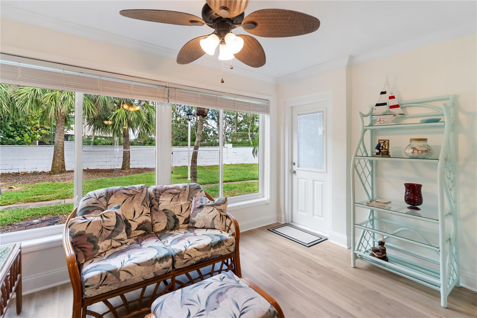 Image 12 of 35 For 9612 Santa Maria Court 52