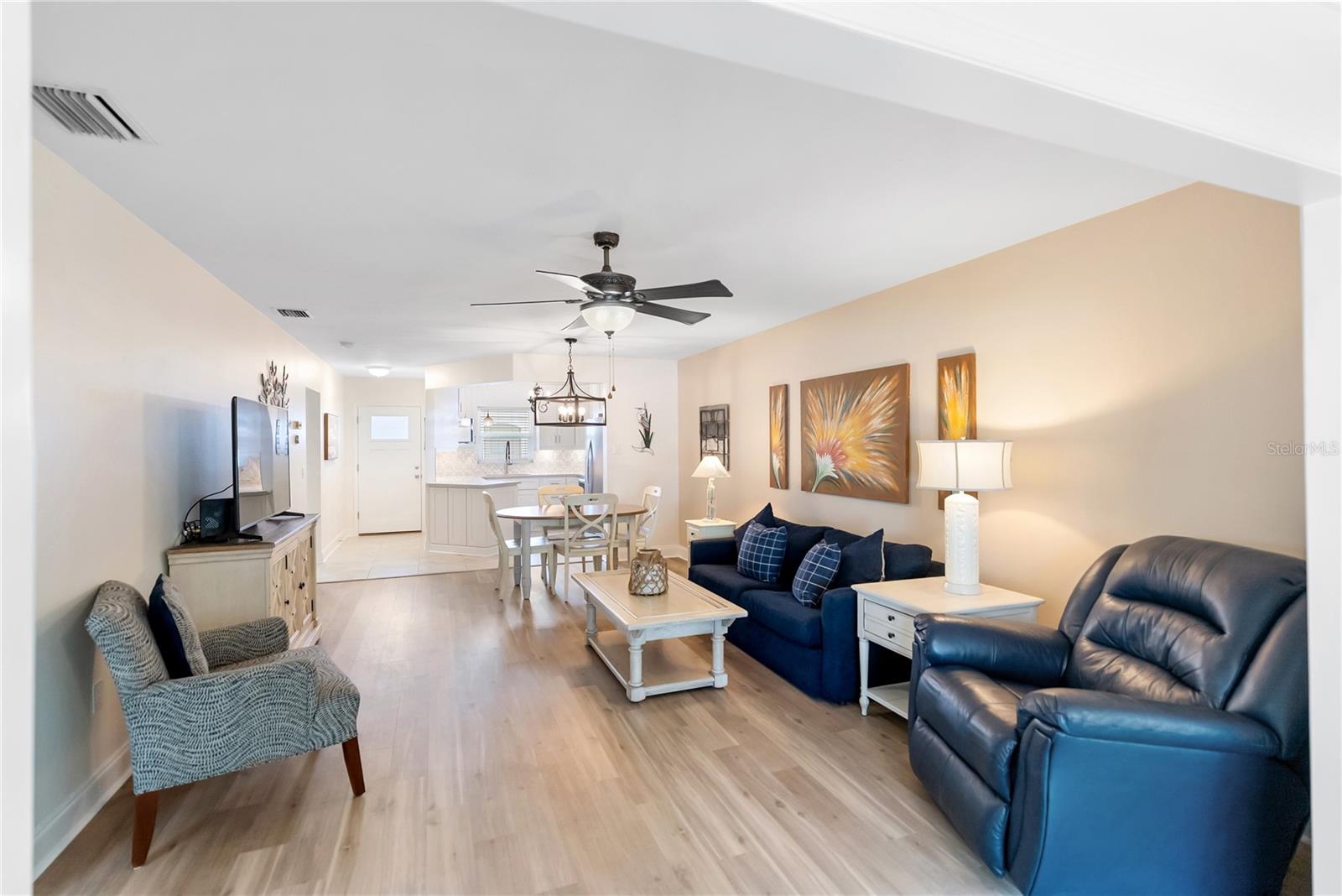 Image 23 of 35 For 9612 Santa Maria Court 52