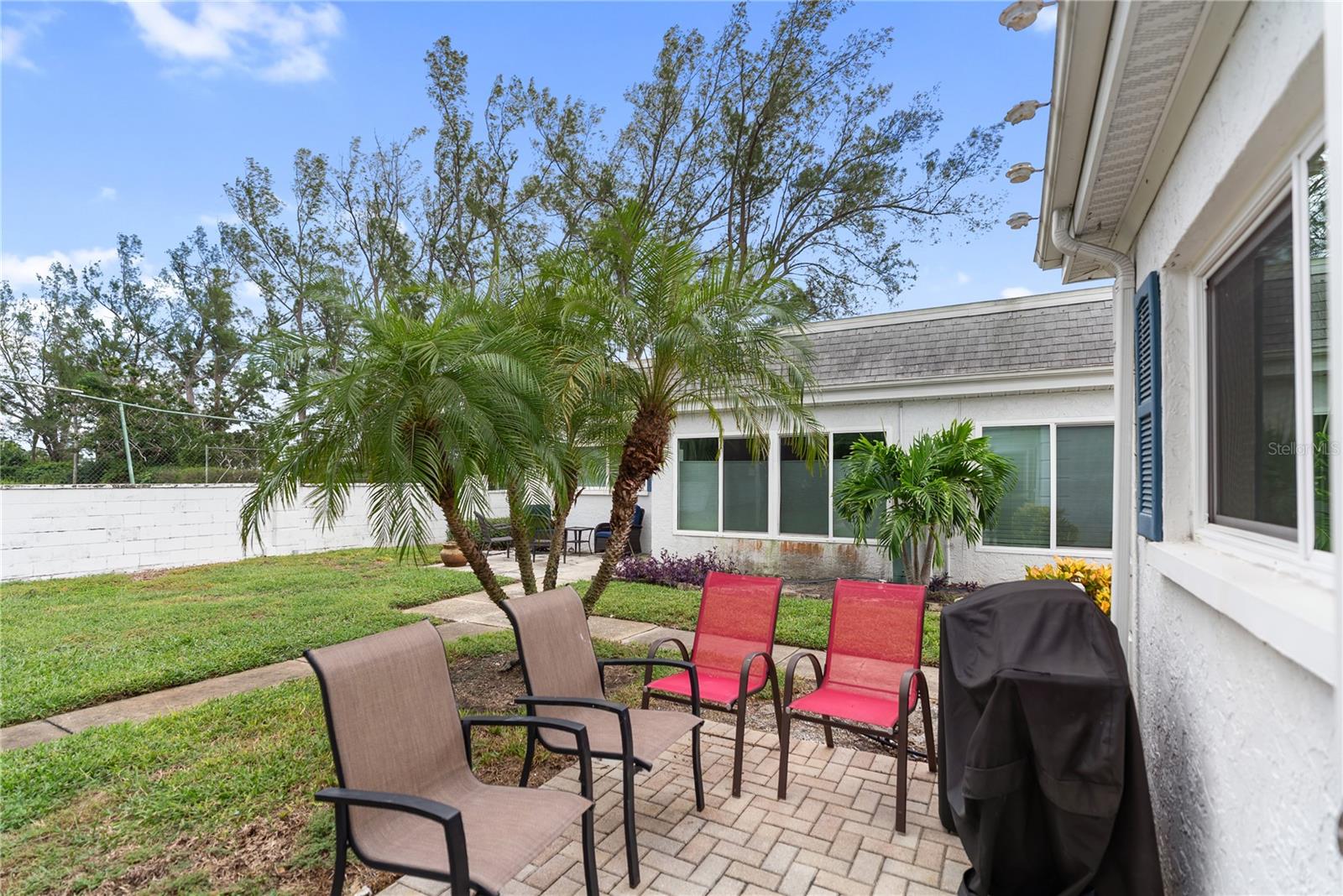Image 25 of 35 For 9612 Santa Maria Court 52