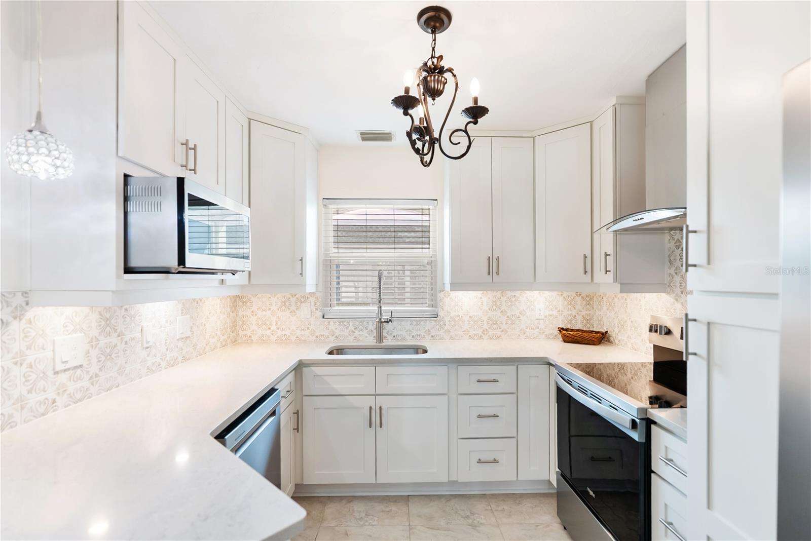 Image 4 of 35 For 9612 Santa Maria Court 52