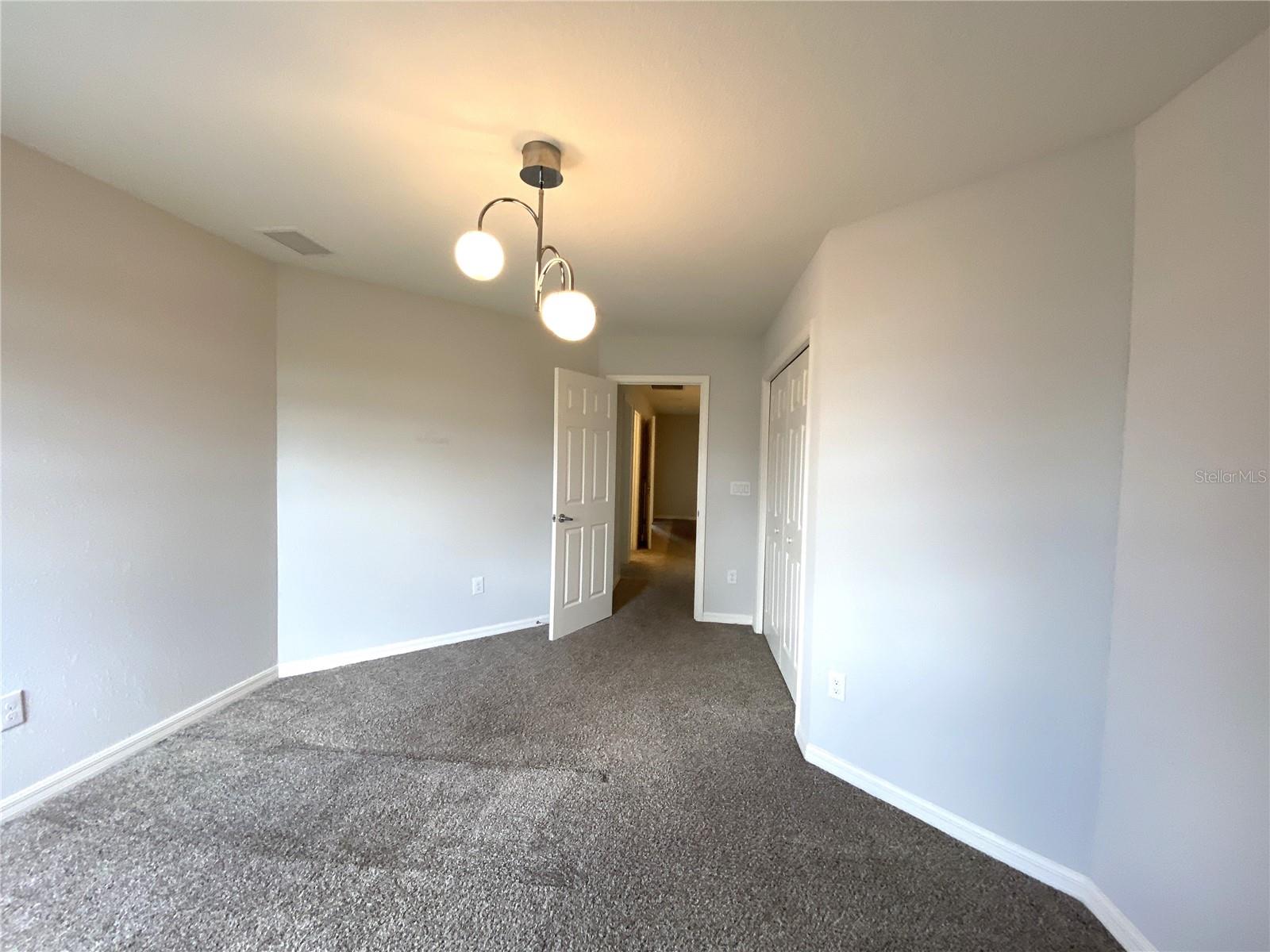 Image 21 of 24 For 1050 Grantham Drive