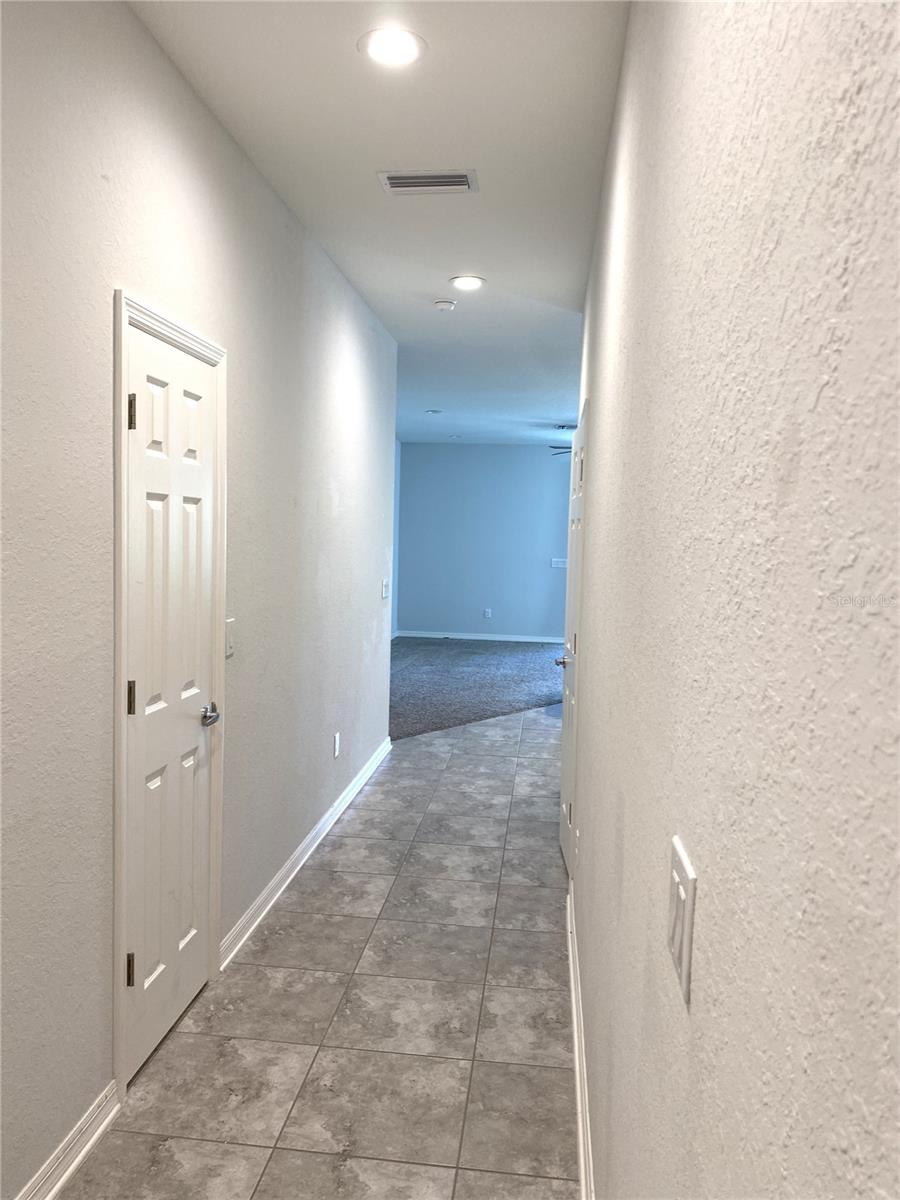 Image 6 of 24 For 1050 Grantham Drive