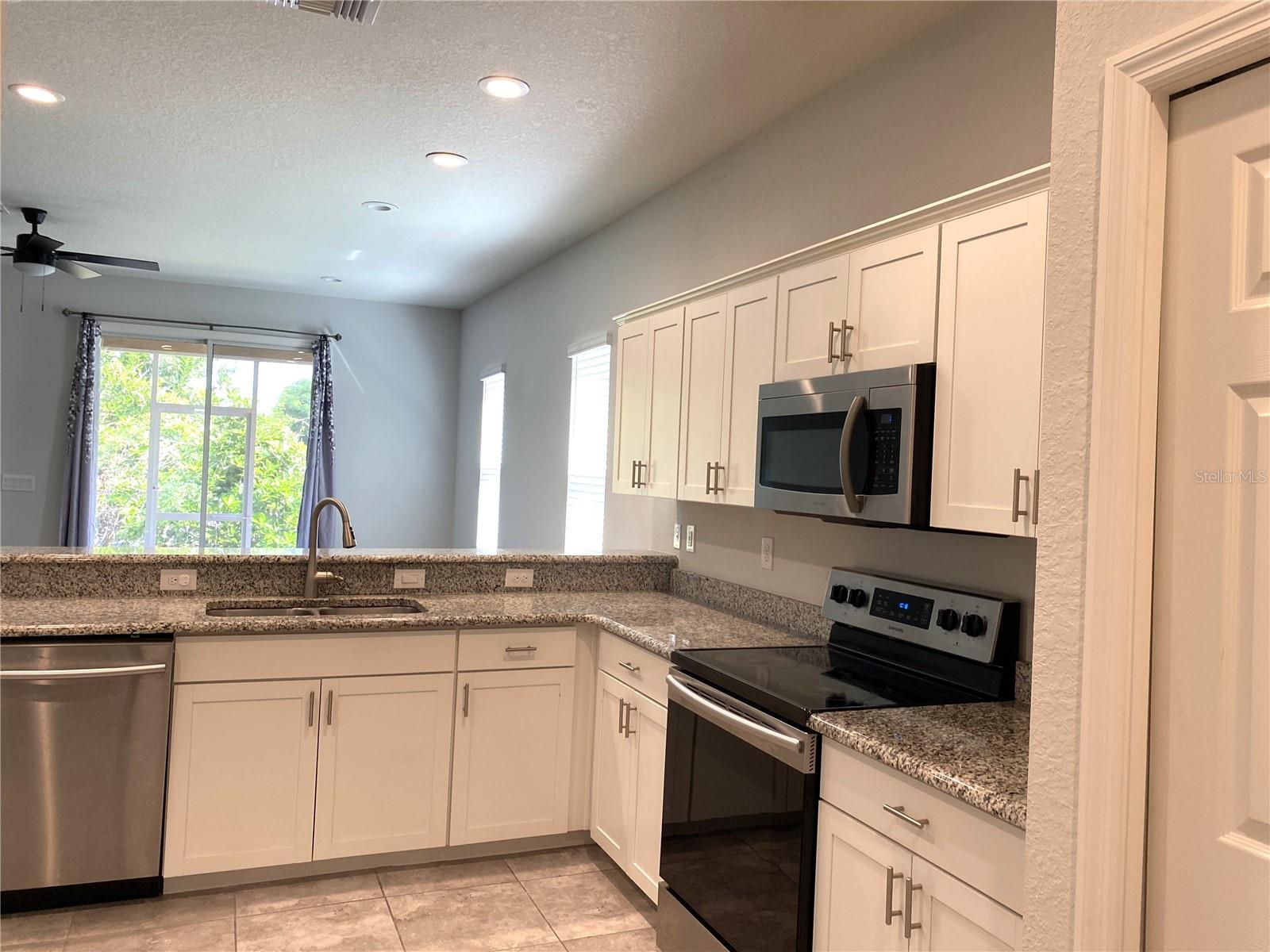 Image 9 of 24 For 1050 Grantham Drive
