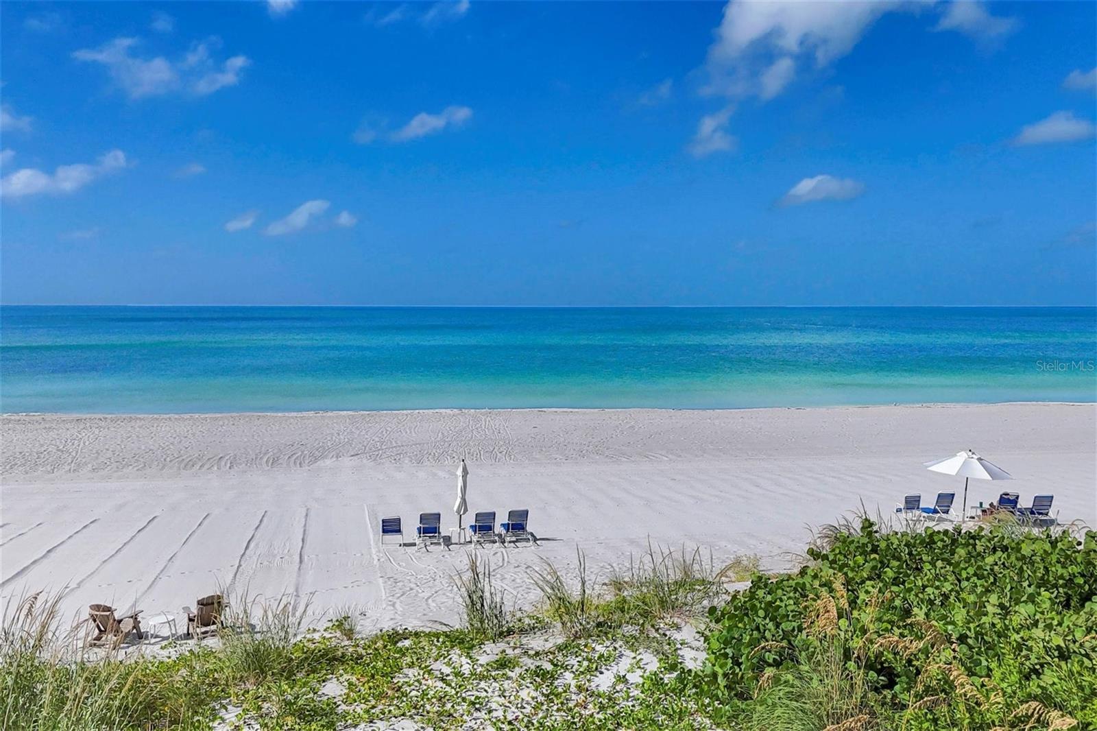 Image 3 of 56 For 1465 Gulf Of Mexico Drive 402